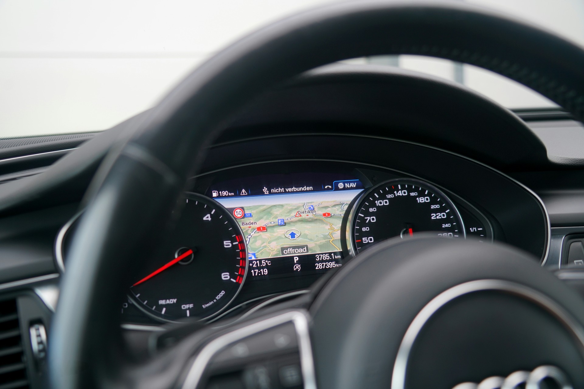 AUDI A6 Avant 3.0 TDI V6 quattro S-tronic (CH)-image-8