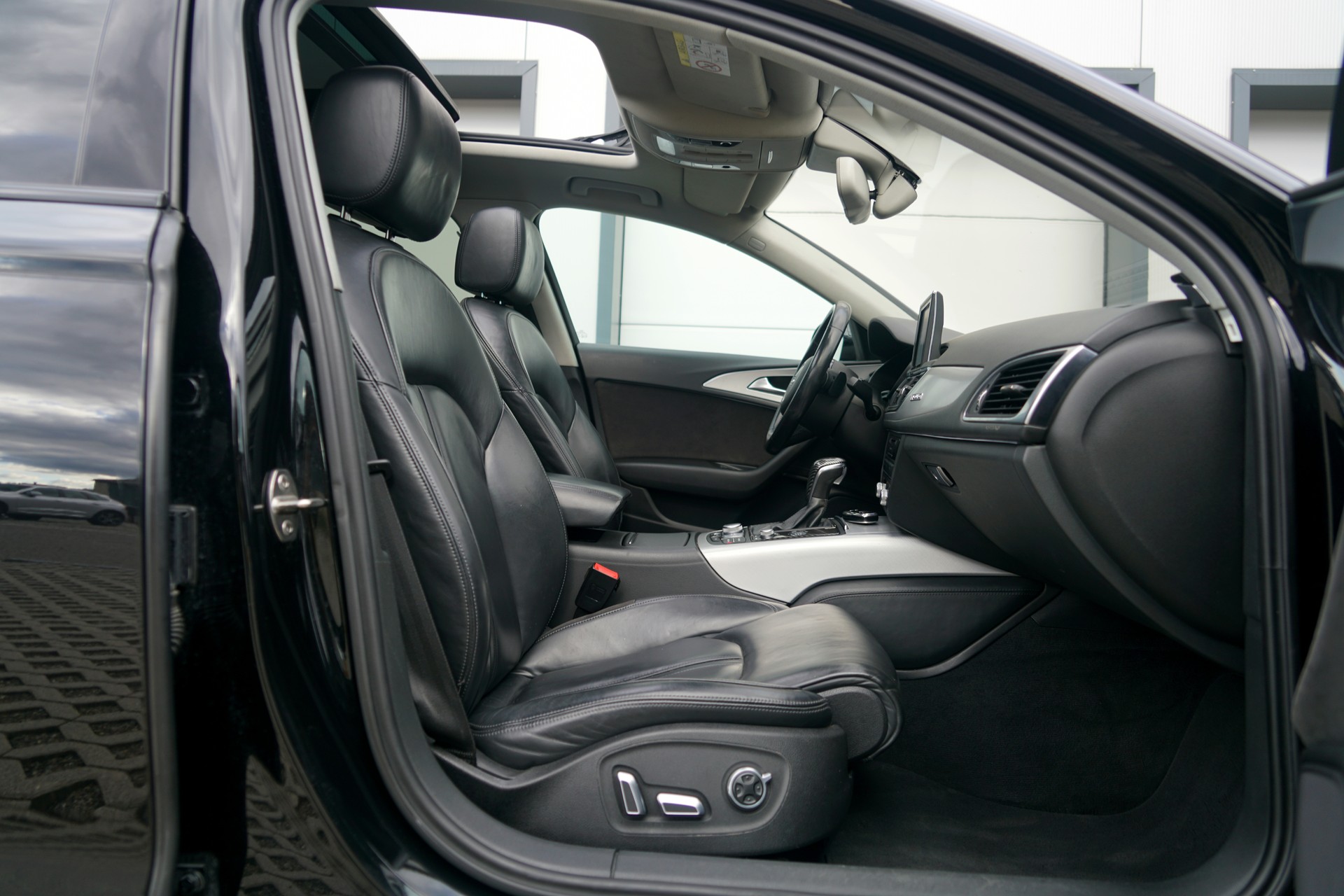 AUDI A6 Avant 3.0 TDI V6 quattro S-tronic (CH)-image-19