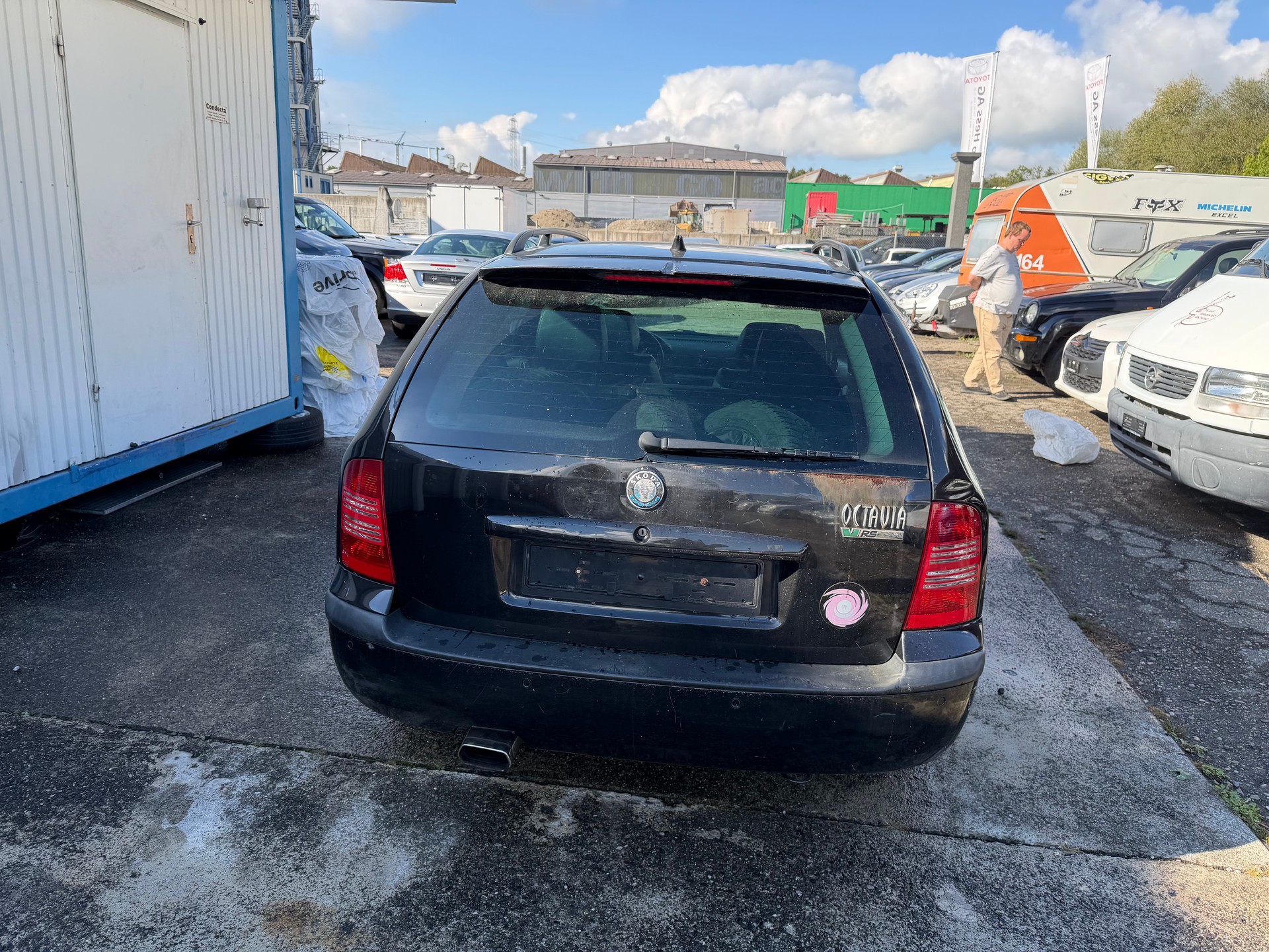 SKODA OCTAVIA-image-2