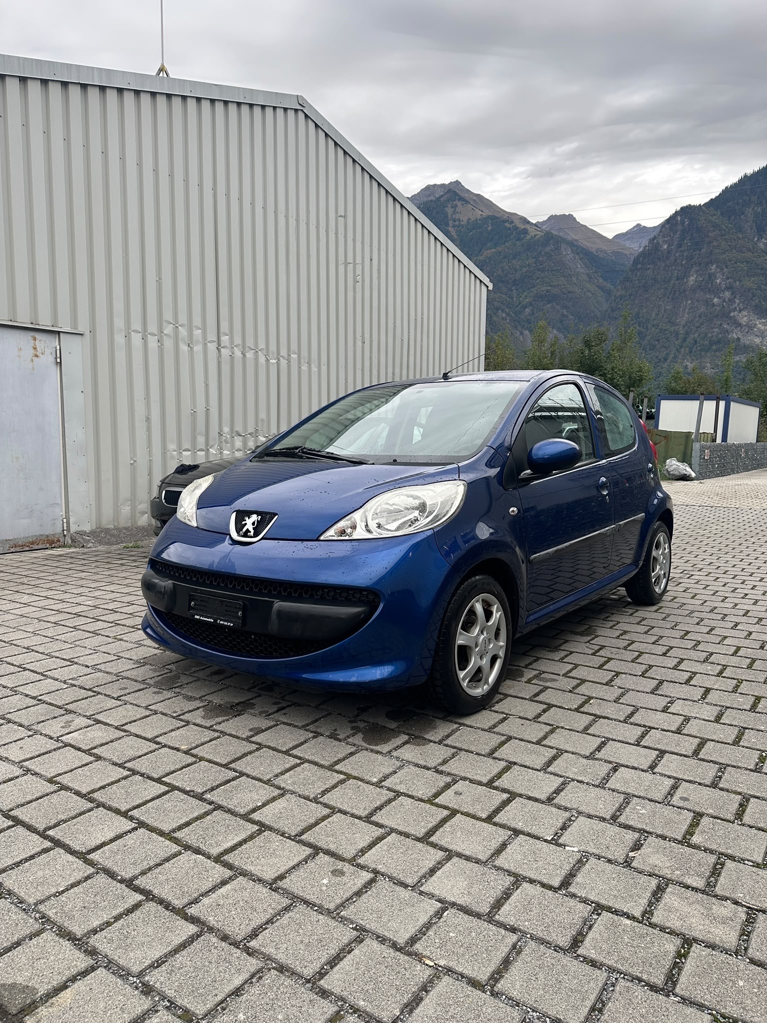 PEUGEOT 107 1.0 Trendy-image-2