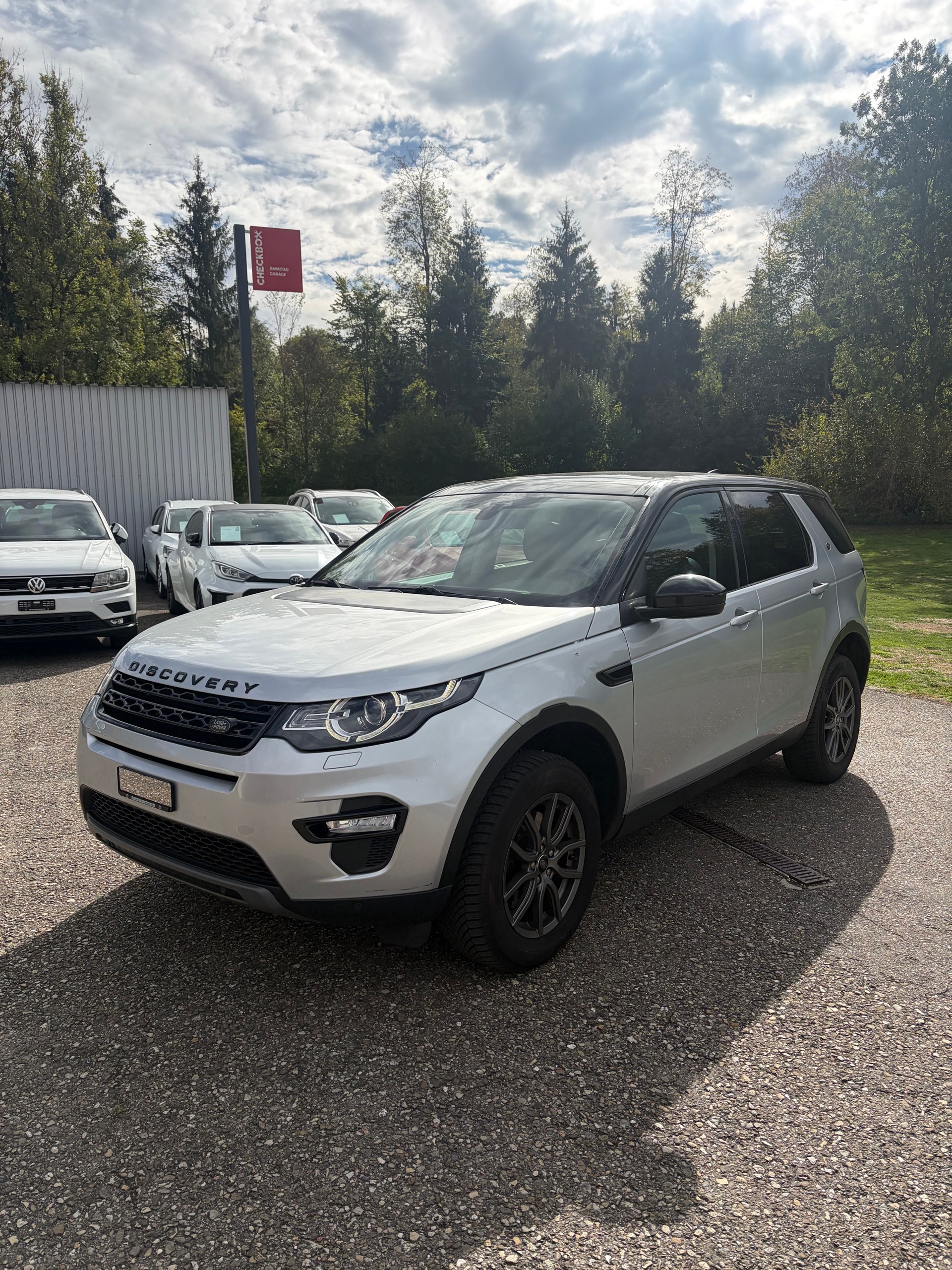 LAND ROVER Discovery Sport 2.0 TD4 Advantage AT9-image-1