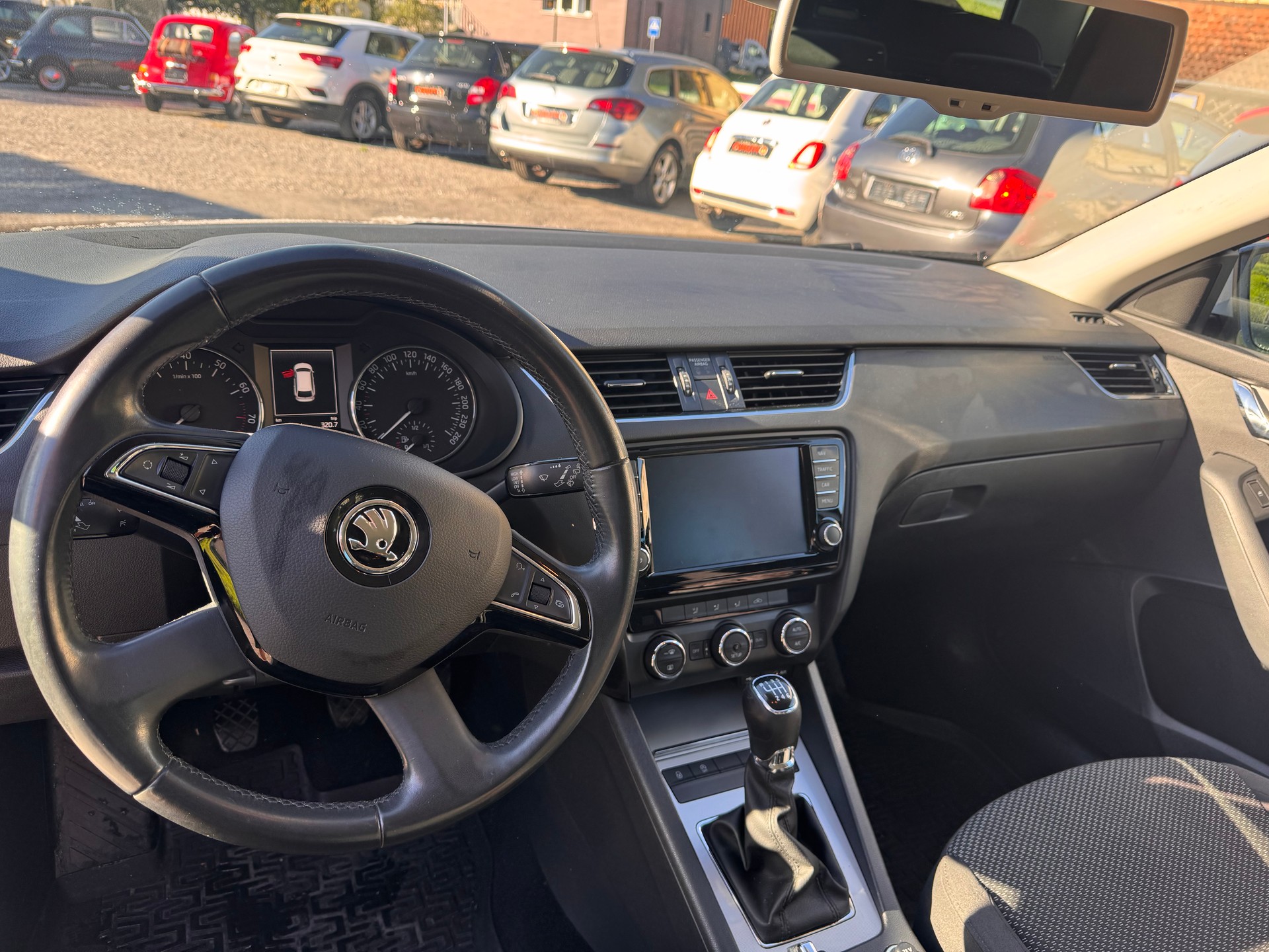 SKODA Octavia Combi 1.4 TSI G-tec Elegance CNG-image-4
