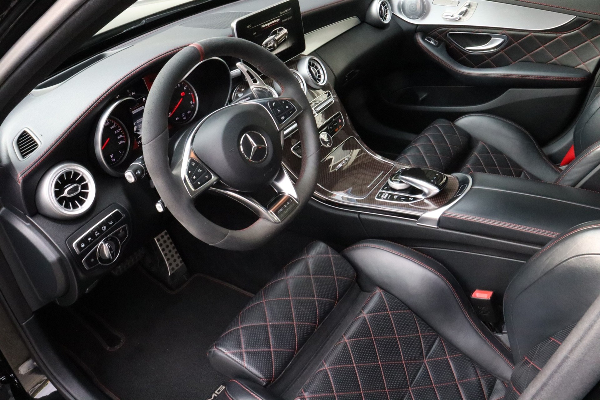MERCEDES-BENZ C 63 S AMG Edition 1 Speedshift-image-1