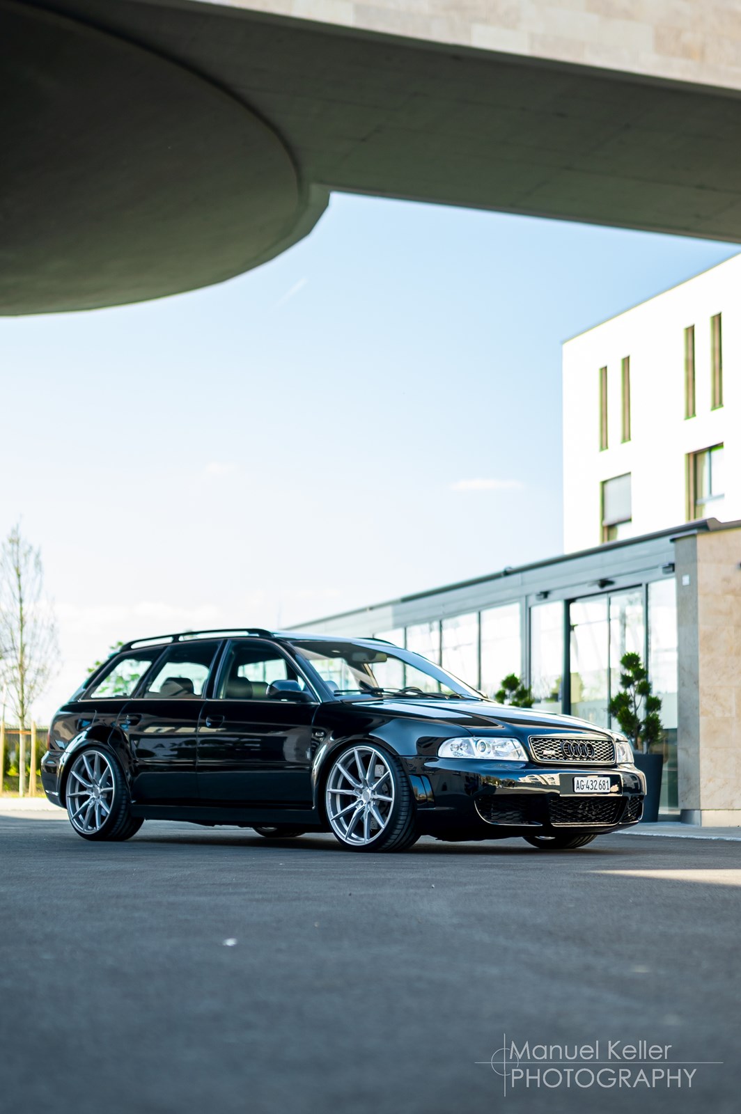 AUDI RS4-image-0