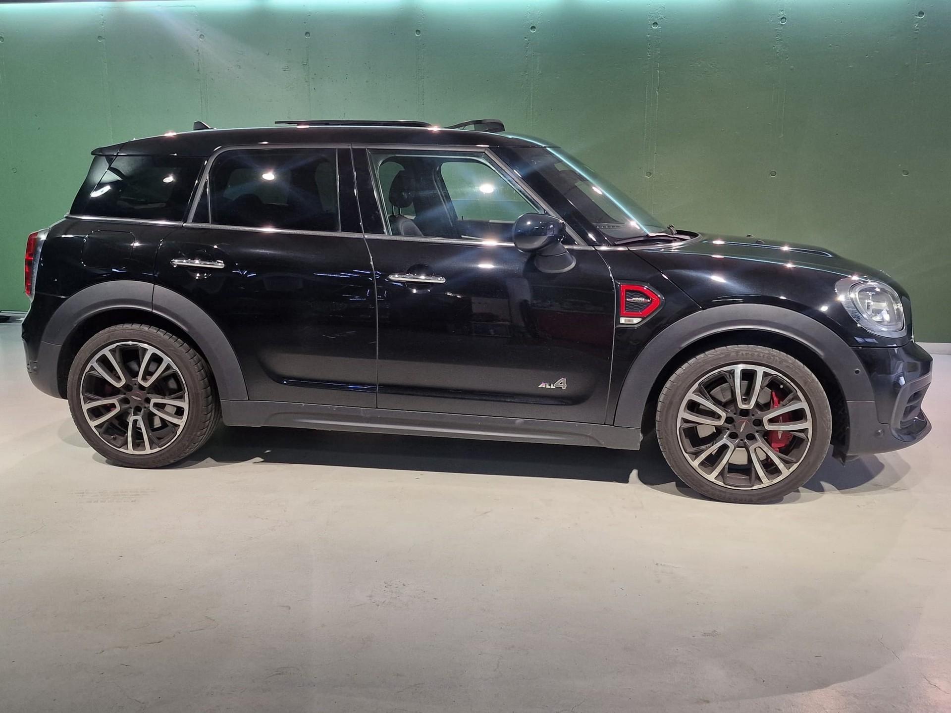 MINI Mini Countryman John Cooper Works ALL4 Steptronic-image-3