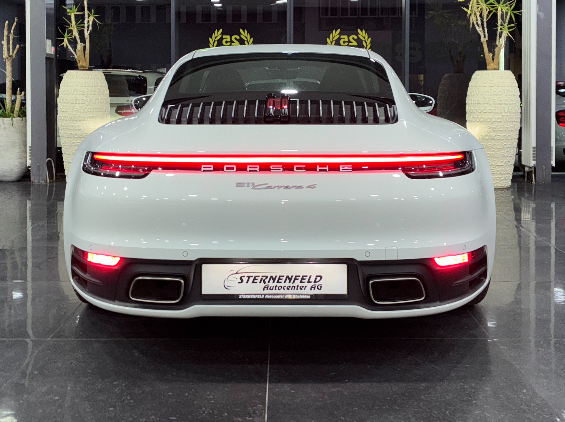 PORSCHE 911 Carrera 4 PDK-image-7