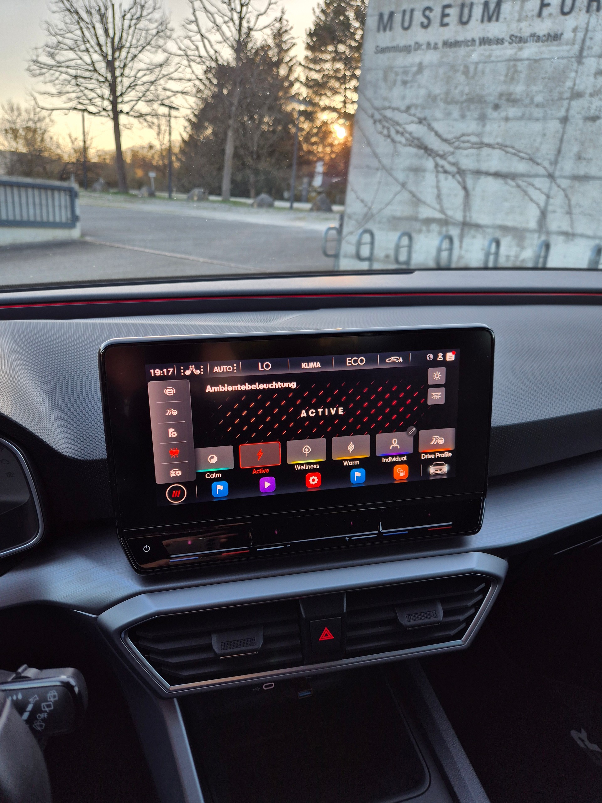 SEAT Leon ST 1.4 eHybrid pHEV DSG Hola FR-image-9