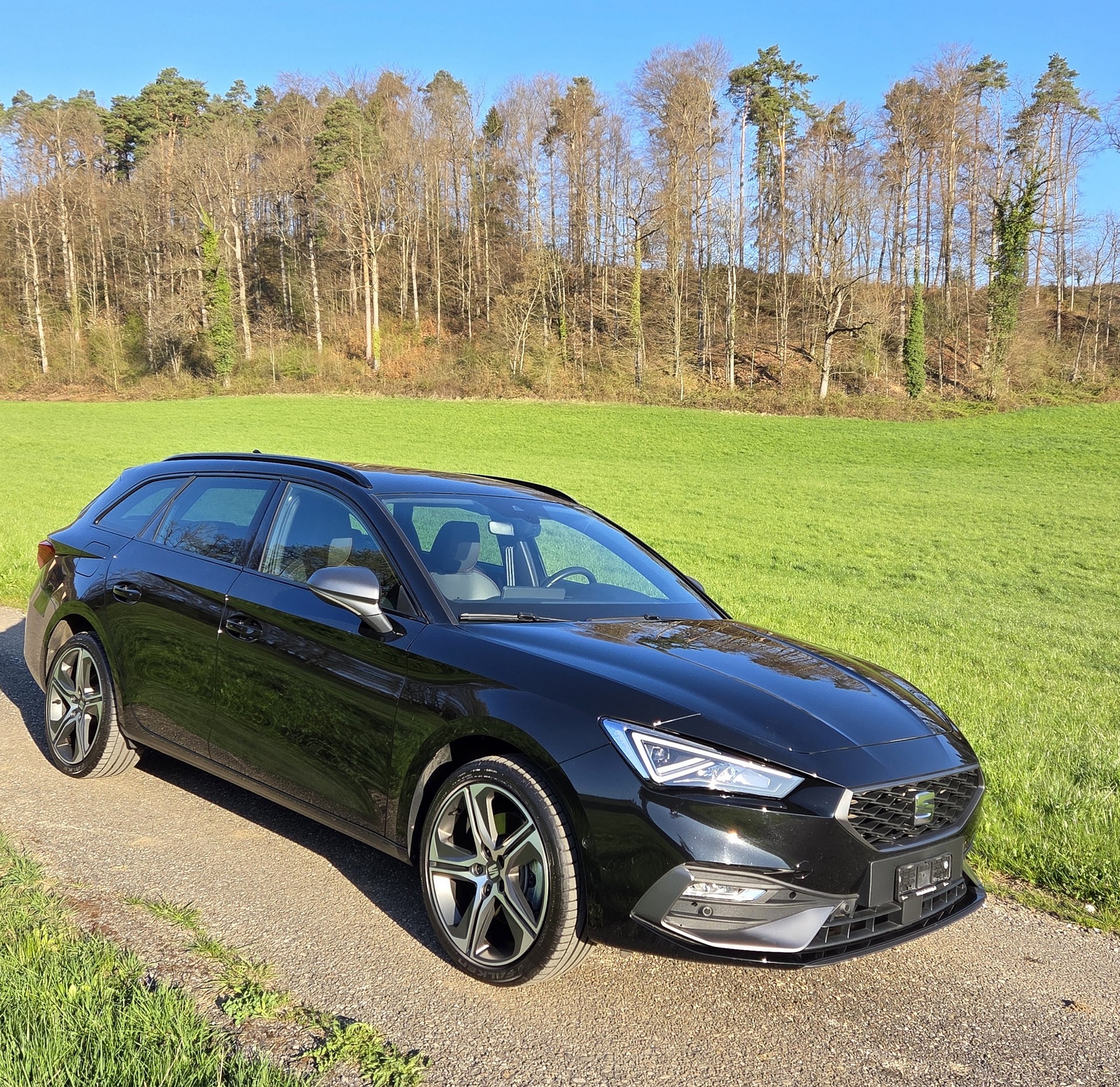 SEAT Leon ST 1.4 eHybrid pHEV DSG Hola FR-image-13