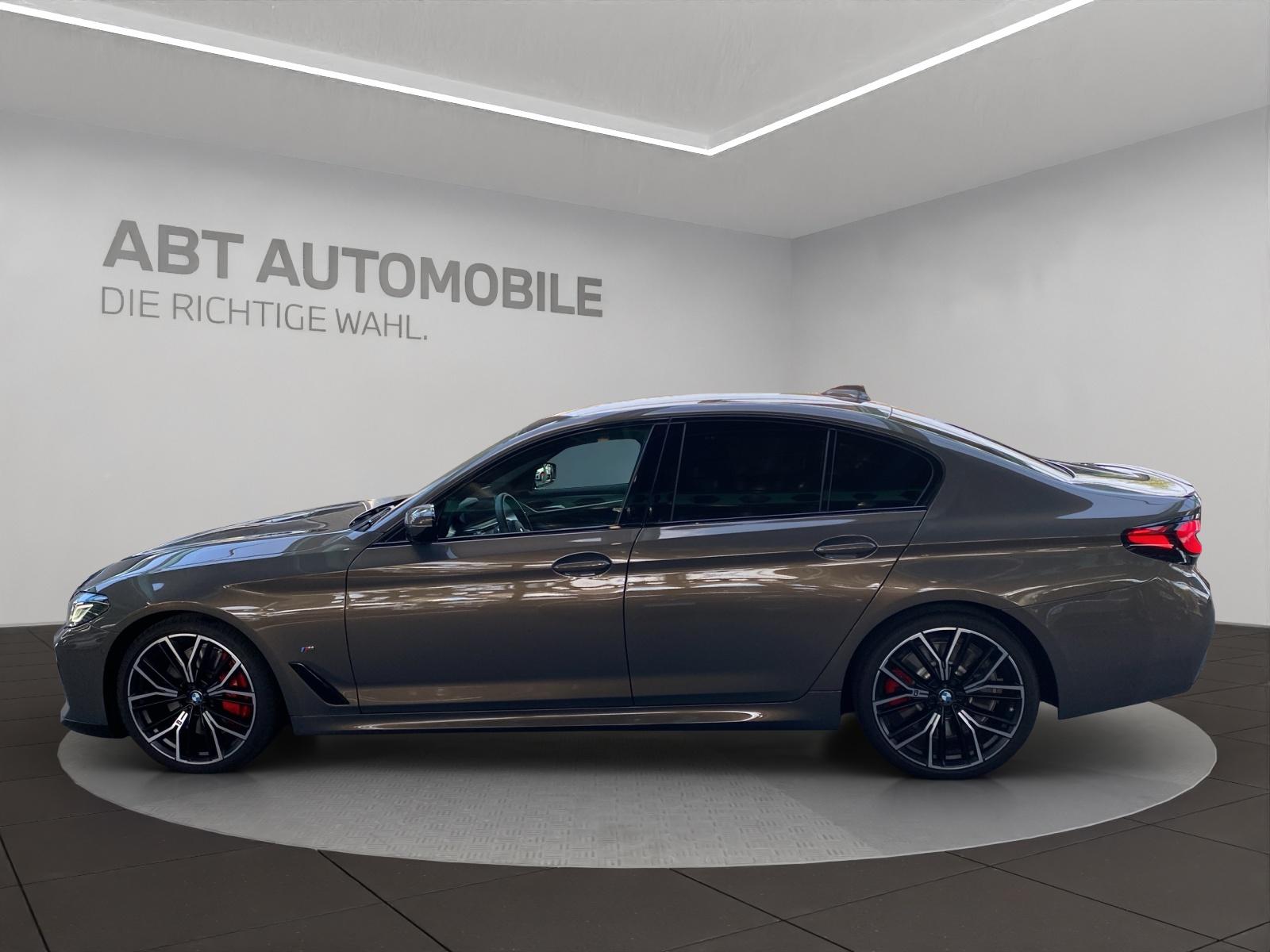 BMW M550i xDrive SAG-showroom-element-2