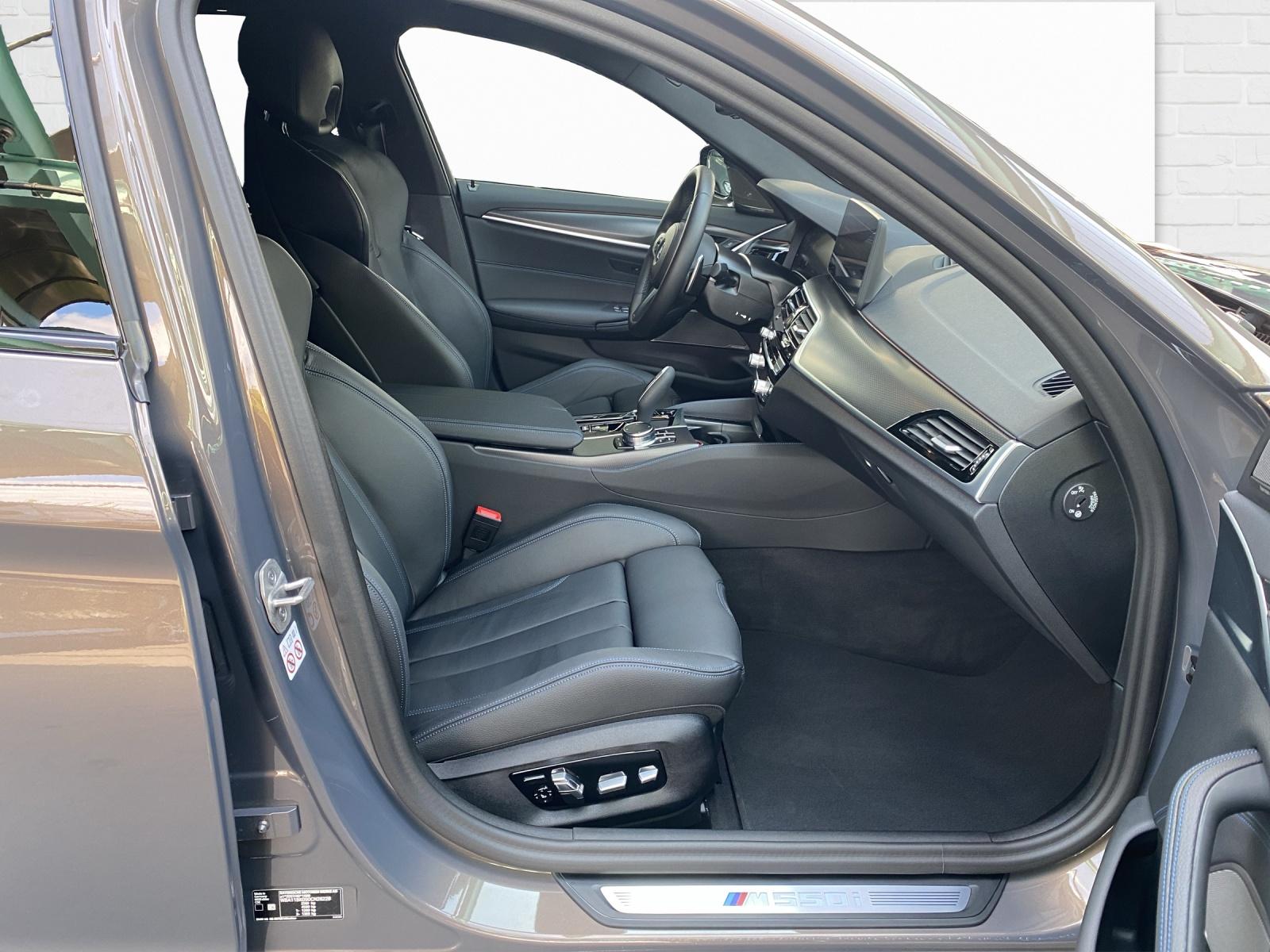 BMW M550i xDrive SAG-image-11