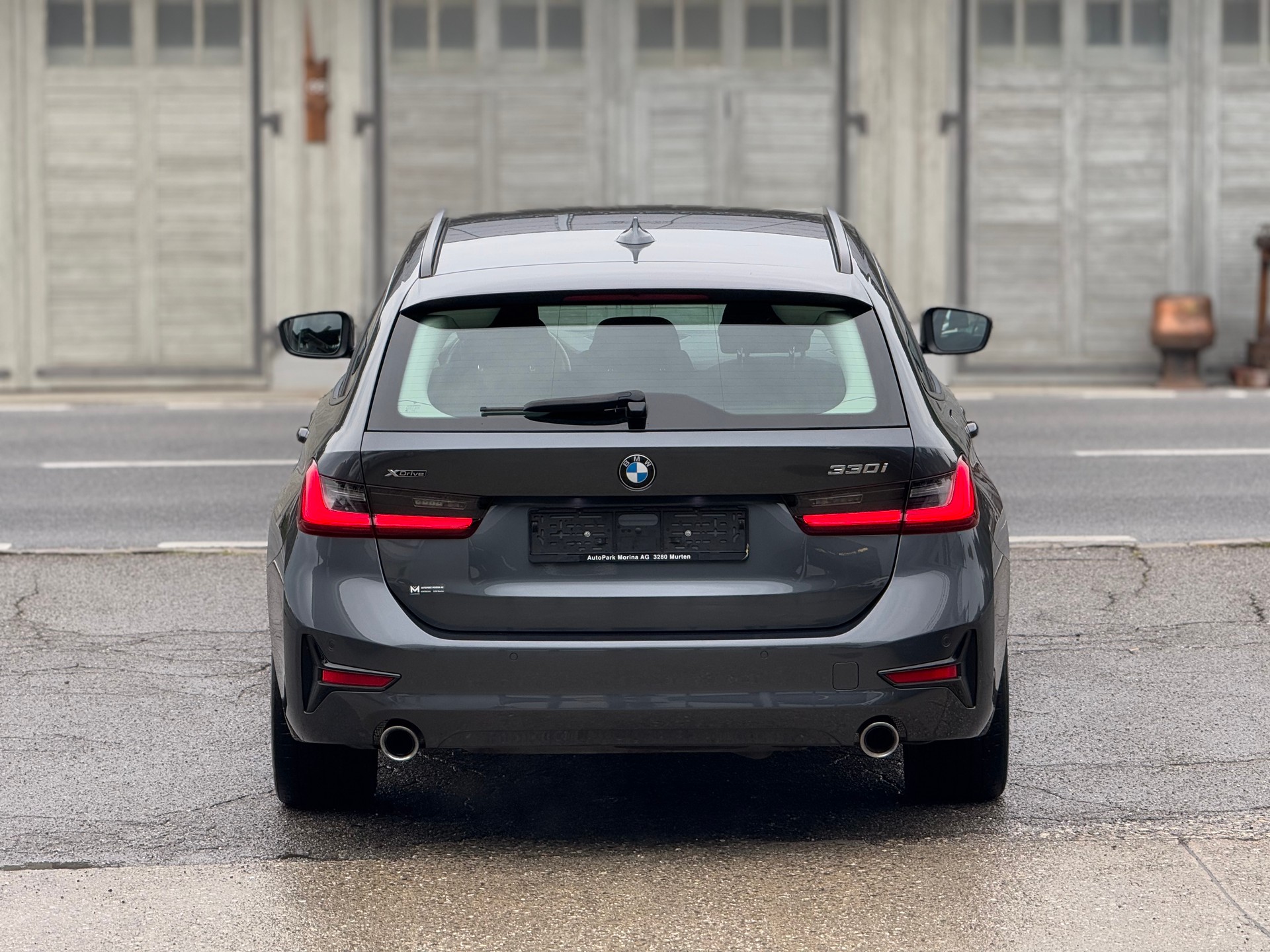 BMW 330i Touring xDrive Steptronic-image-5