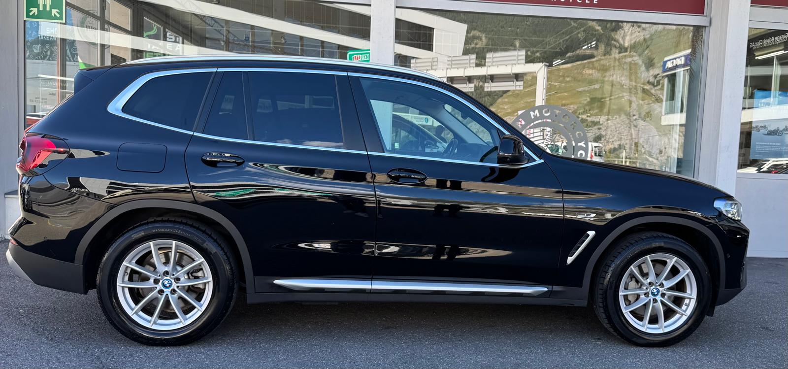 BMW X3 xDrive 30e-image-1