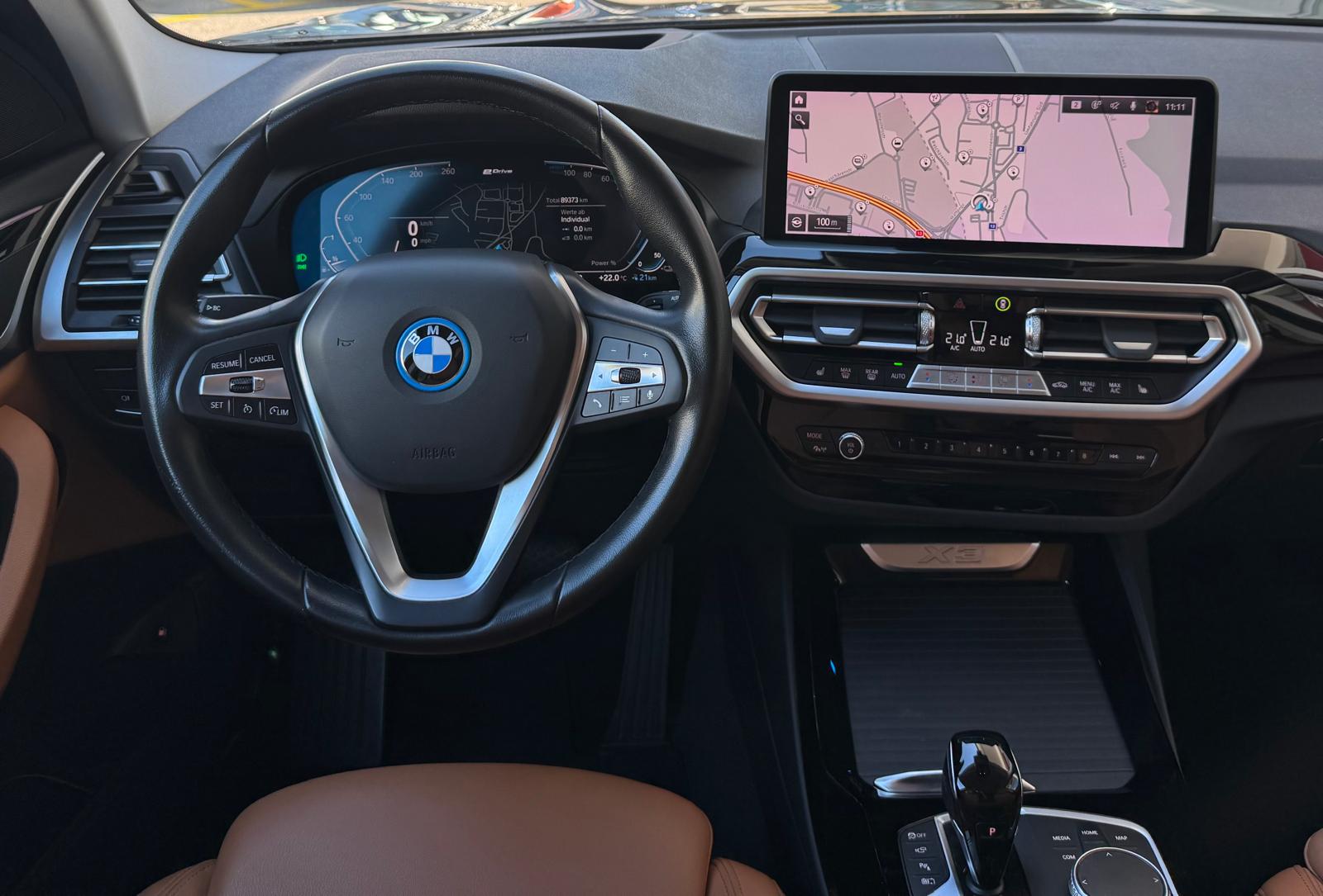 BMW X3 xDrive 30e-image-12