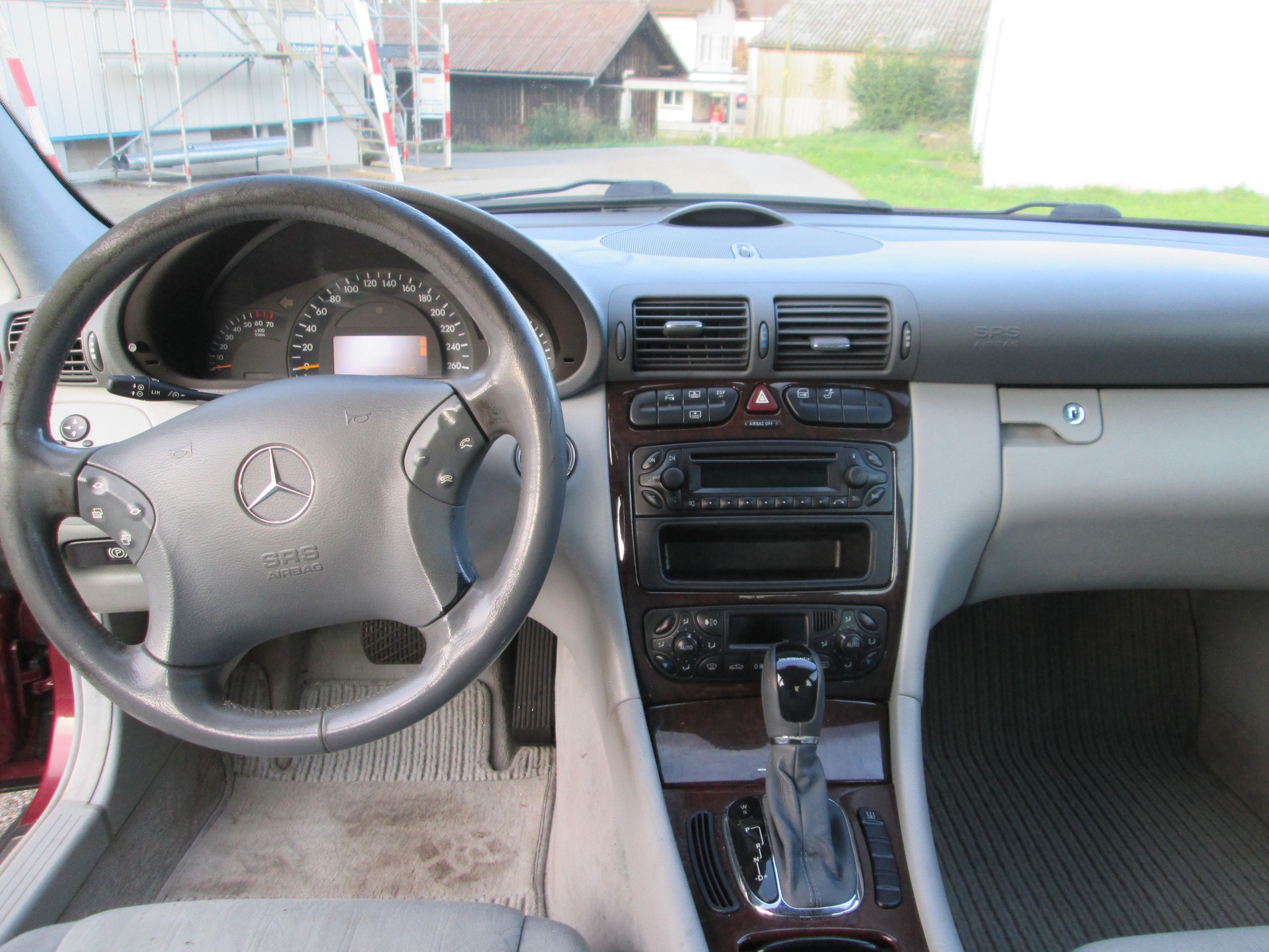 MERCEDES-BENZ C 180 Kompressor Classic-image-6