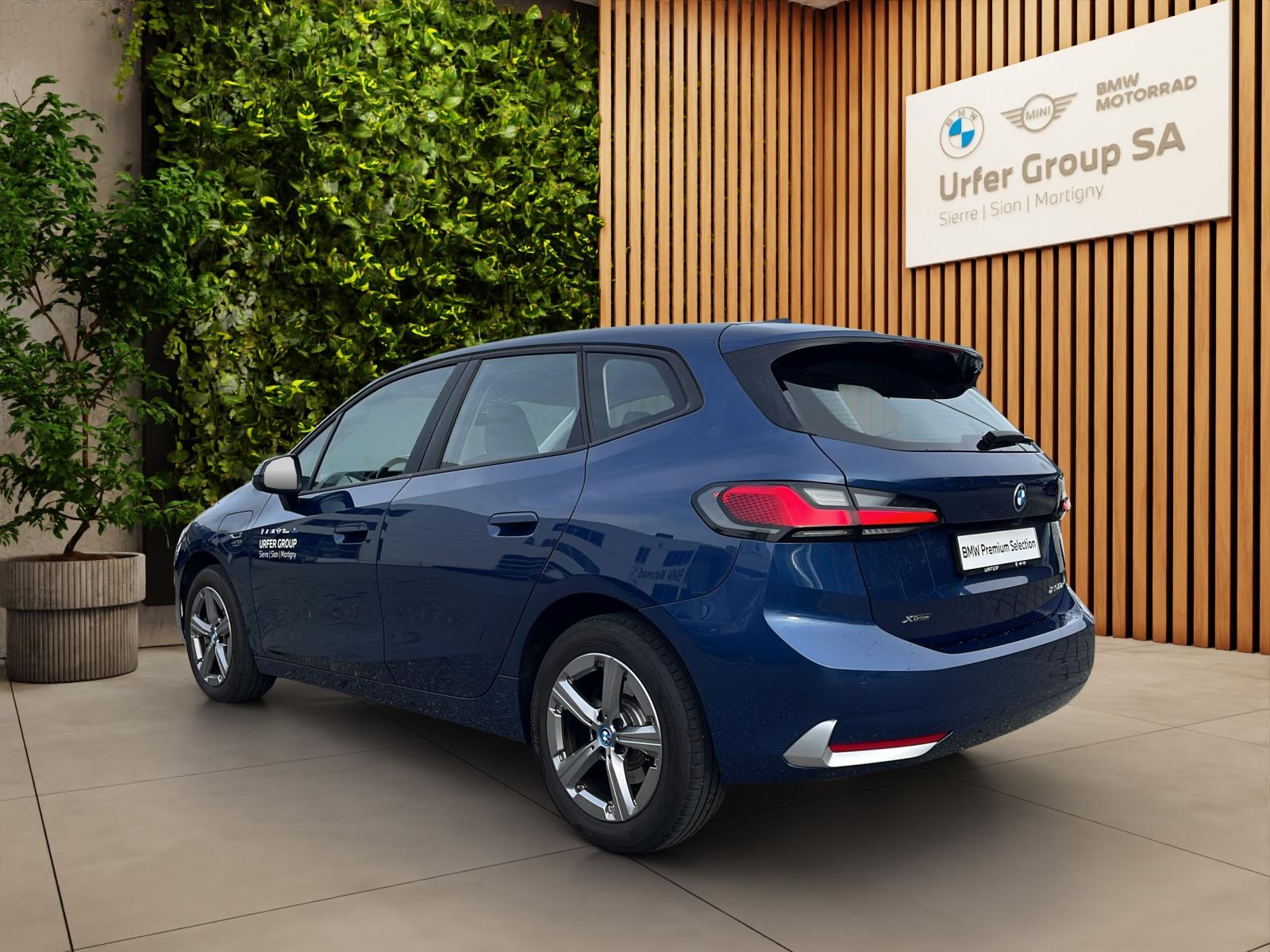 BMW 🆕 230e xDrive Active Tourer (CH) ⛽+🔌-image-3