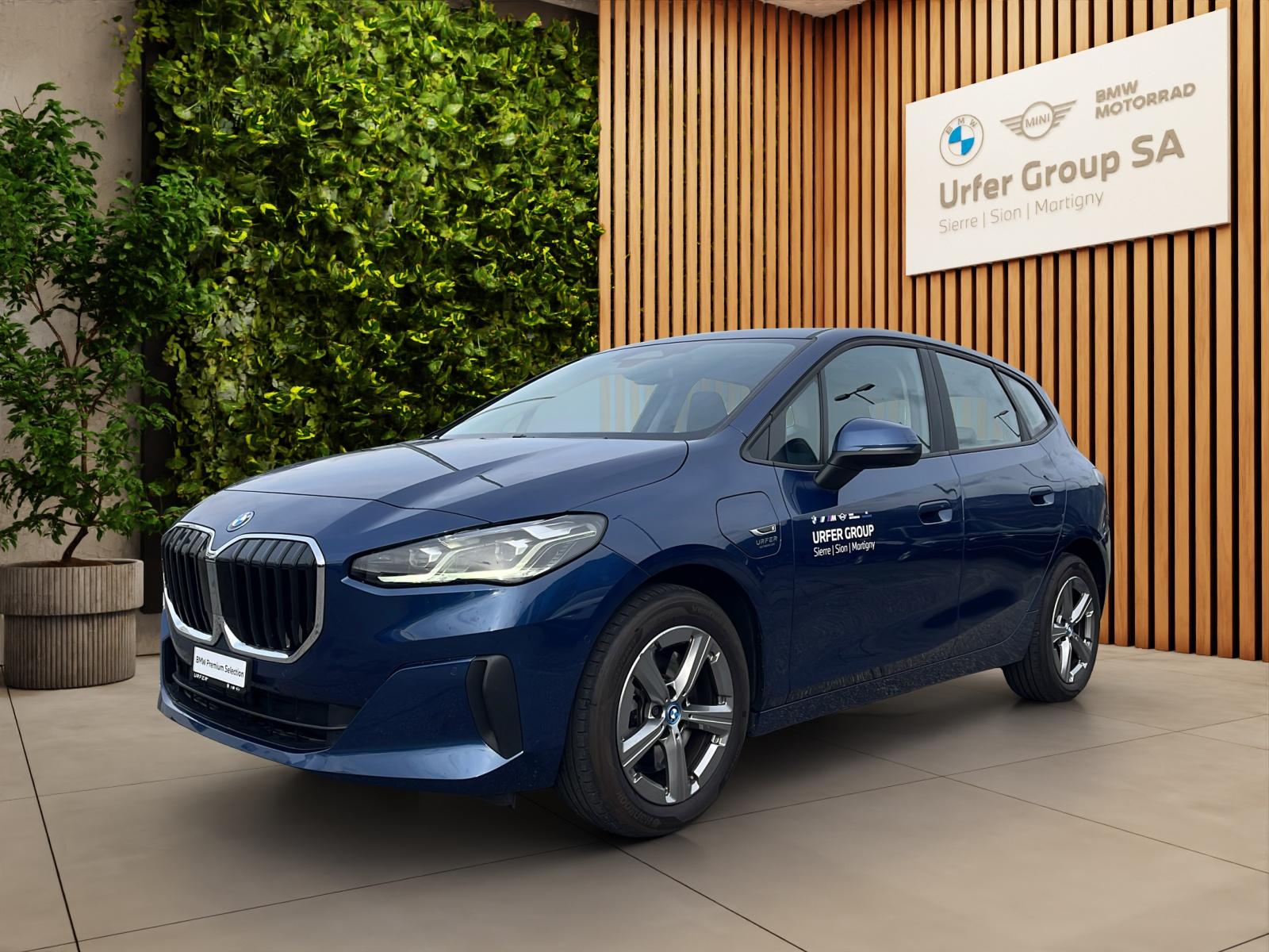 BMW 🆕 230e xDrive Active Tourer (CH) ⛽+🔌-image-0