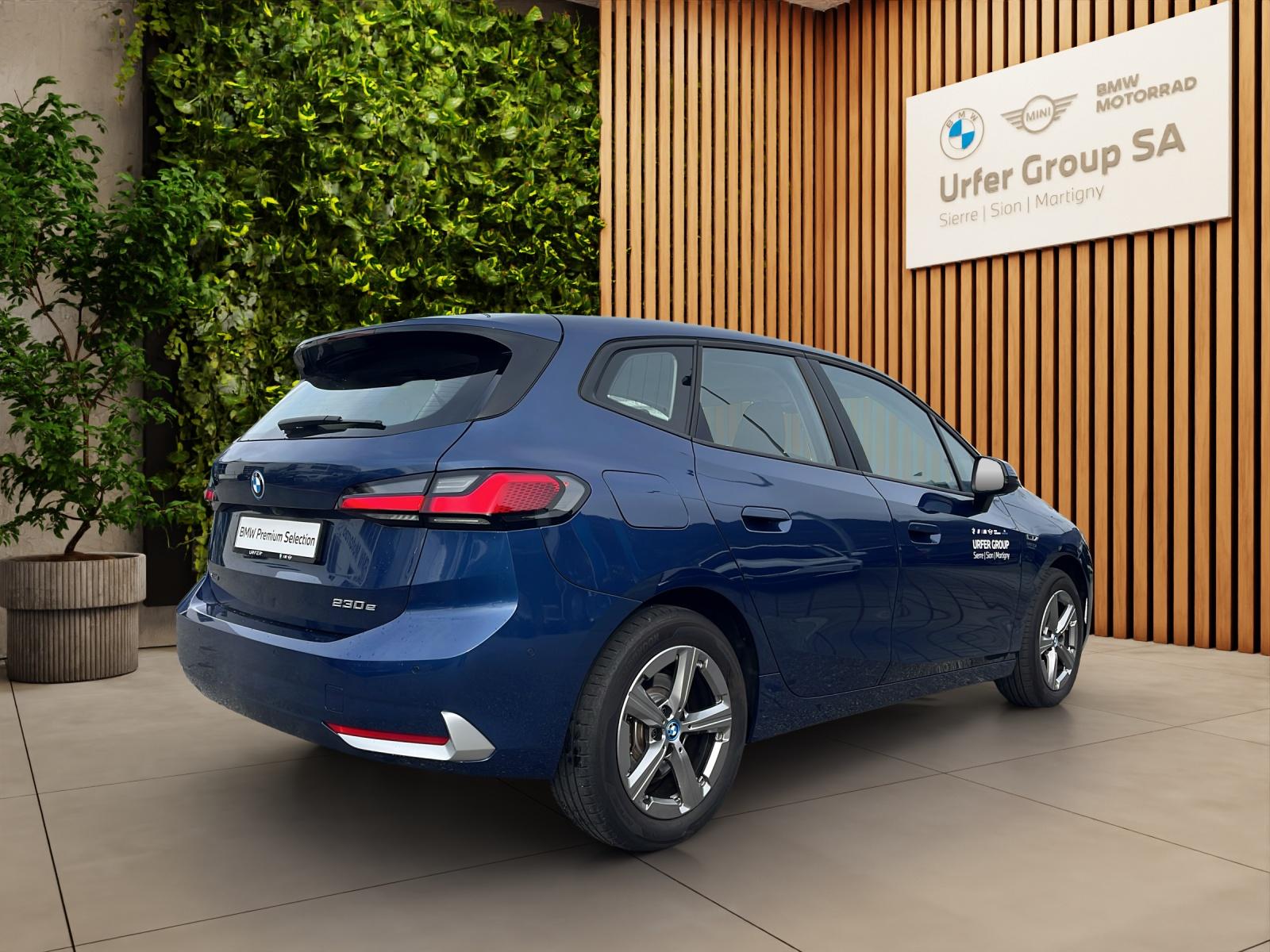 BMW 🆕 230e xDrive Active Tourer (CH) ⛽+🔌-image-5