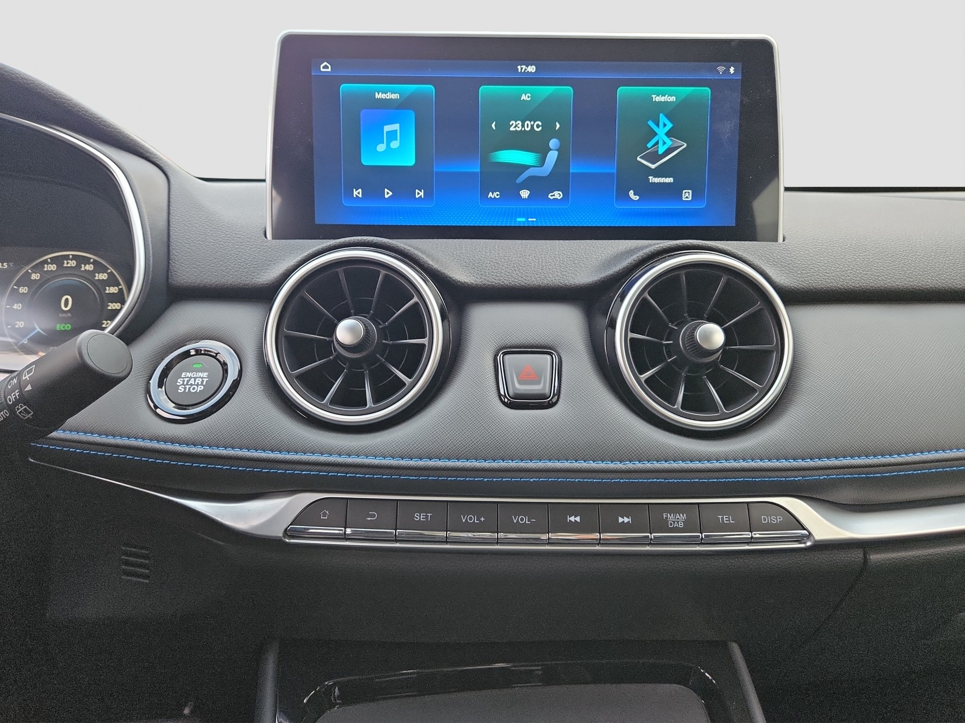 SERES Seres 3 Luxury 54kWh-image-12