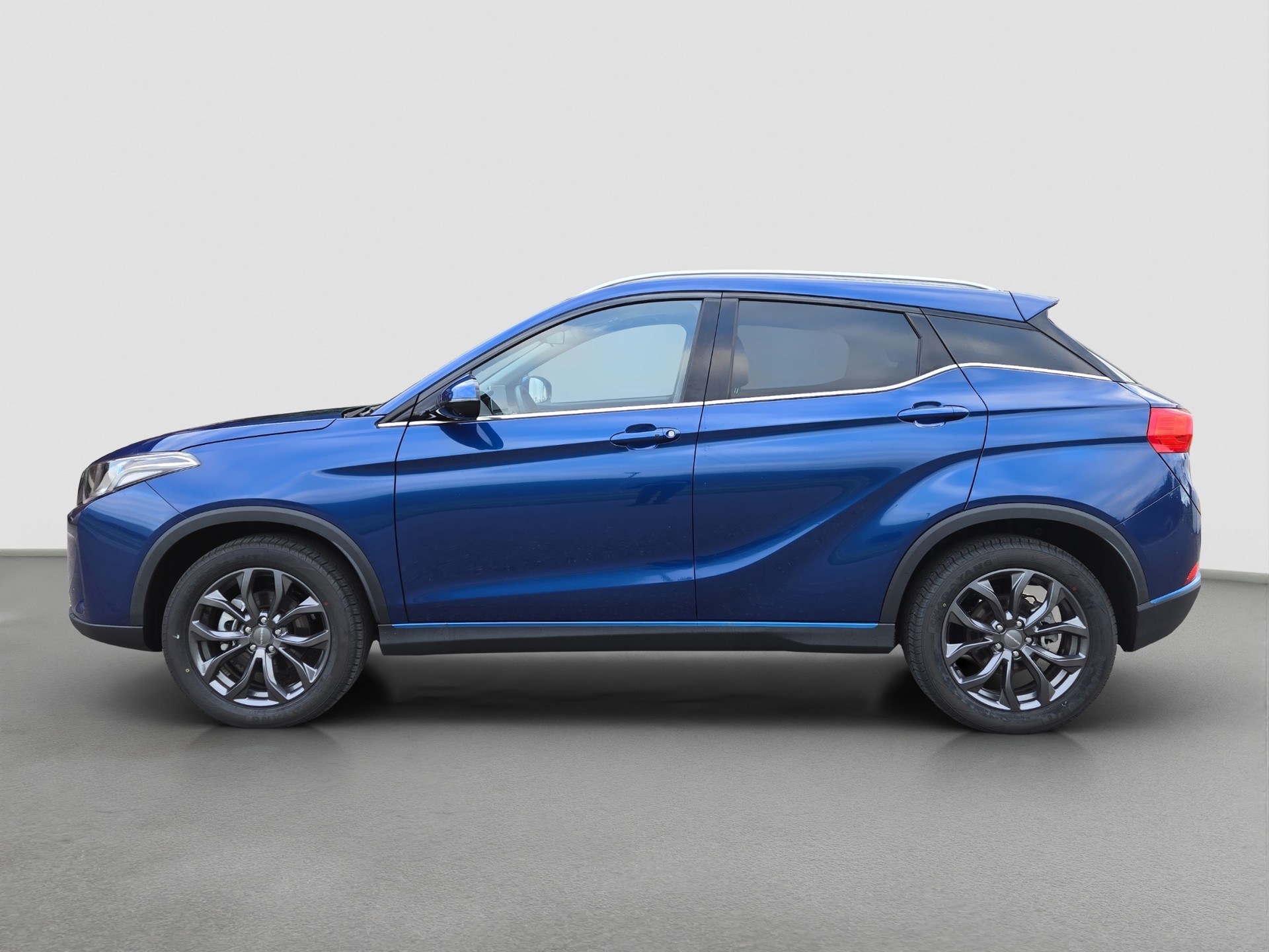 SERES Seres 3 Luxury 54kWh-showroom-element-1