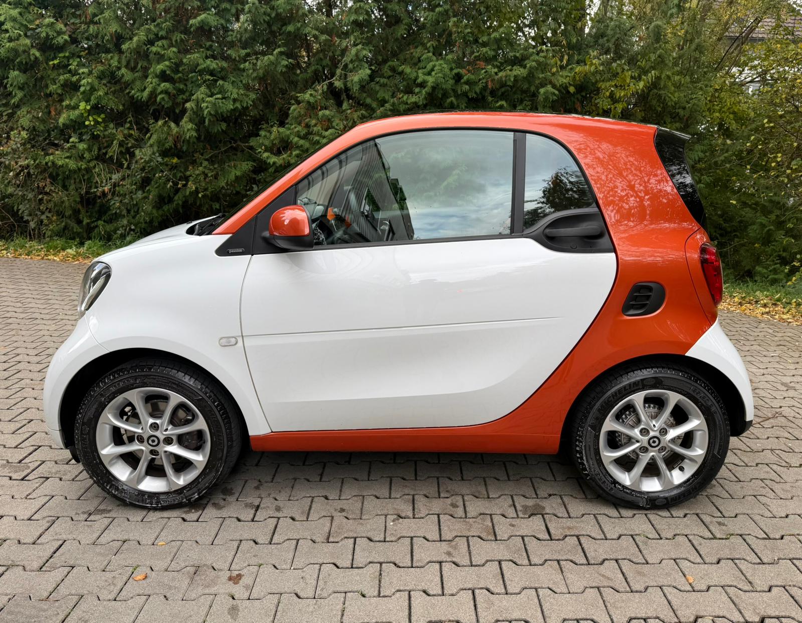 SMART fortwo passion twinmatic-image-1