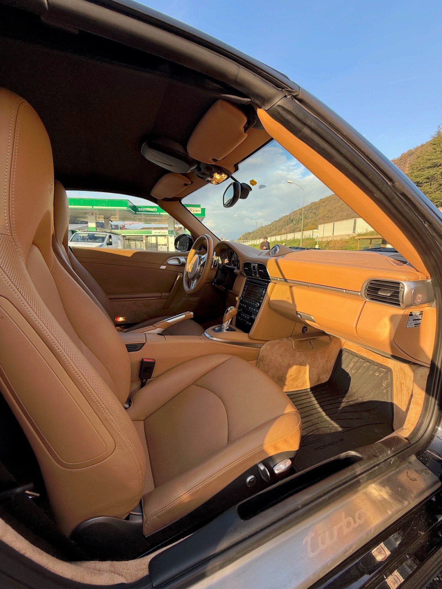 PORSCHE 911 Cabrio Turbo PDK-image-5