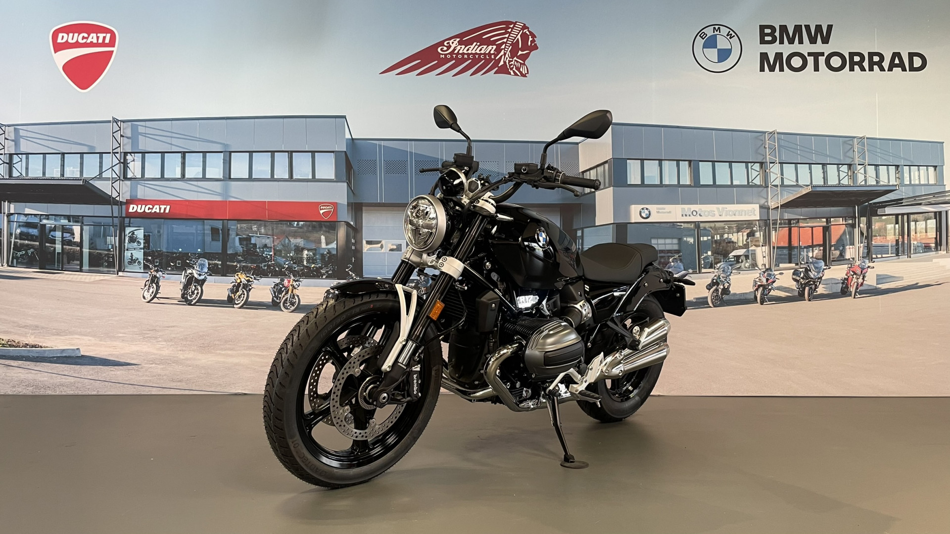 BMW R 12 *Prime 1'500.- inclus* Leasing à partir de 2.9%-showroom-element-2