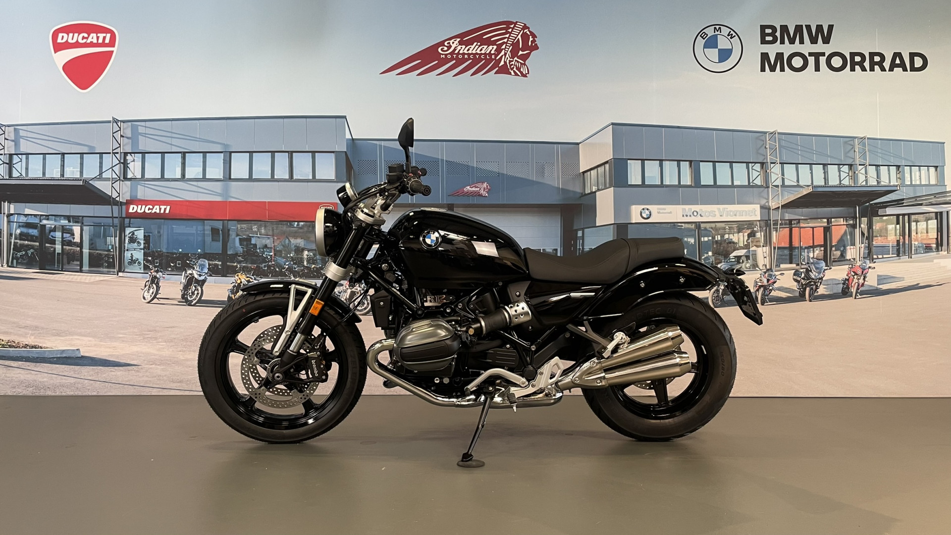 BMW R 12 *Prime 1'500.- inclus* Leasing à partir de 2.9%-showroom-element-3