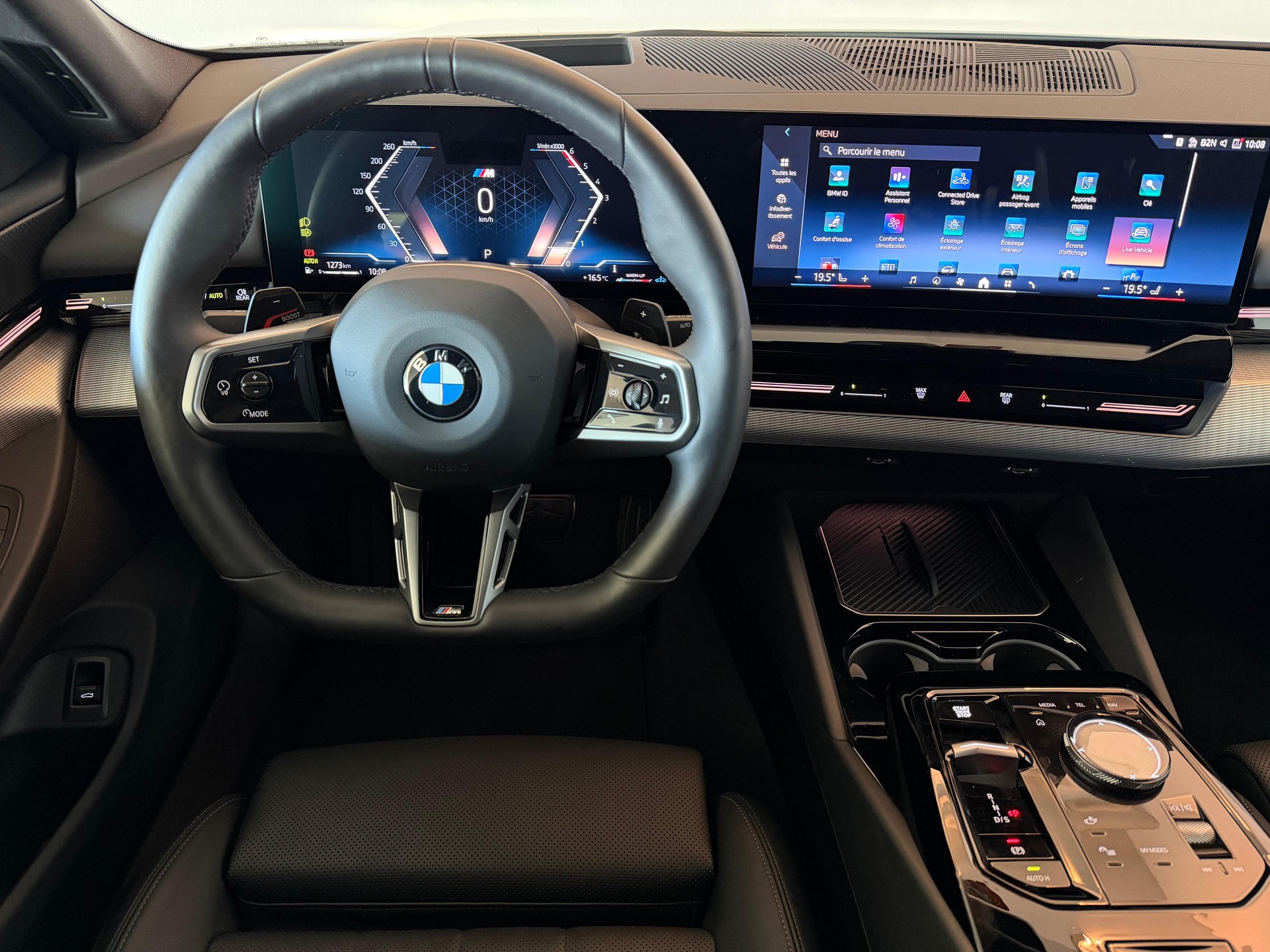 BMW 520d xDrive Touring M-Sport-image-14