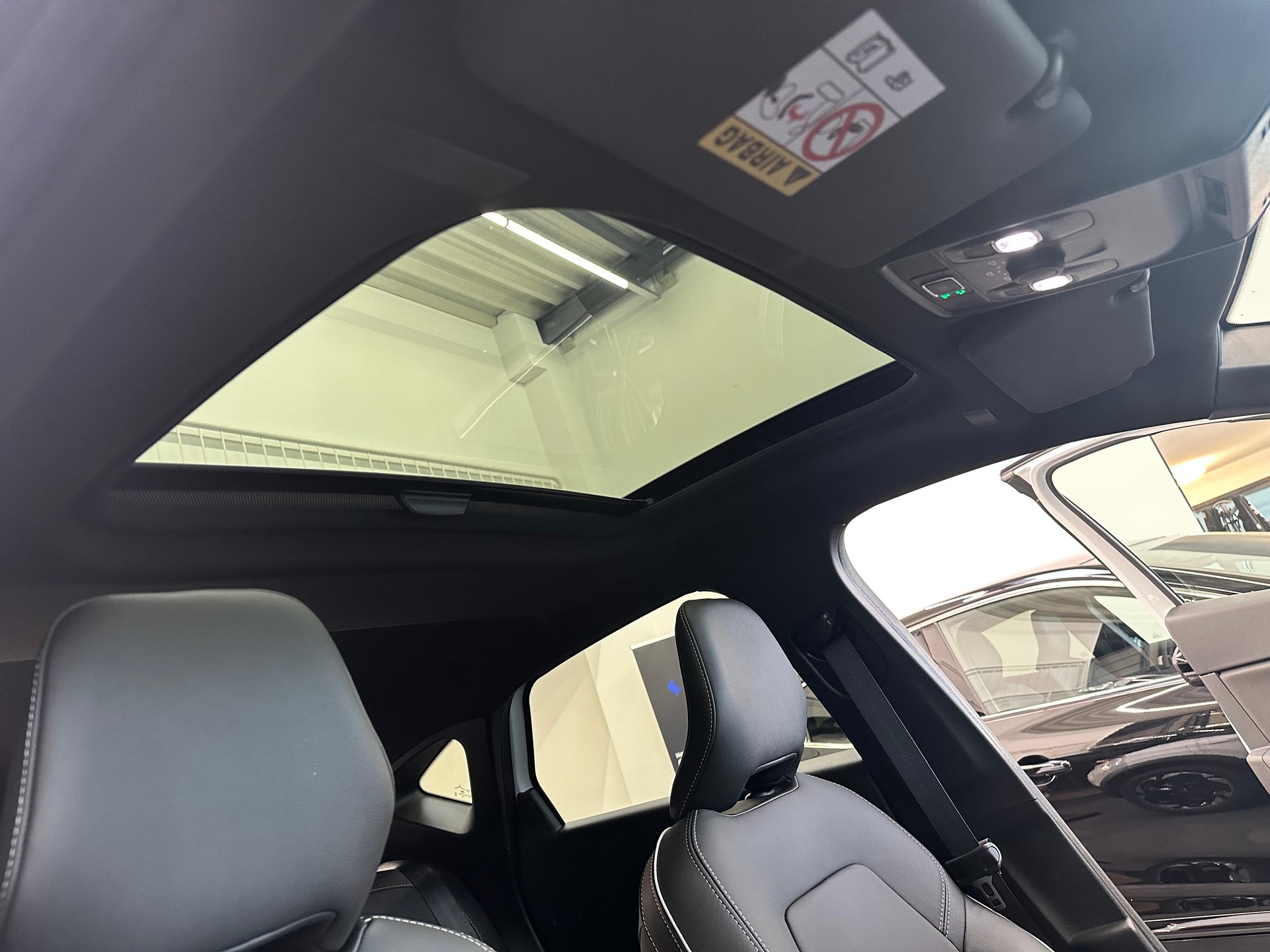 MITSUBISHI ASX 1.8 HEV Instyle-image-21