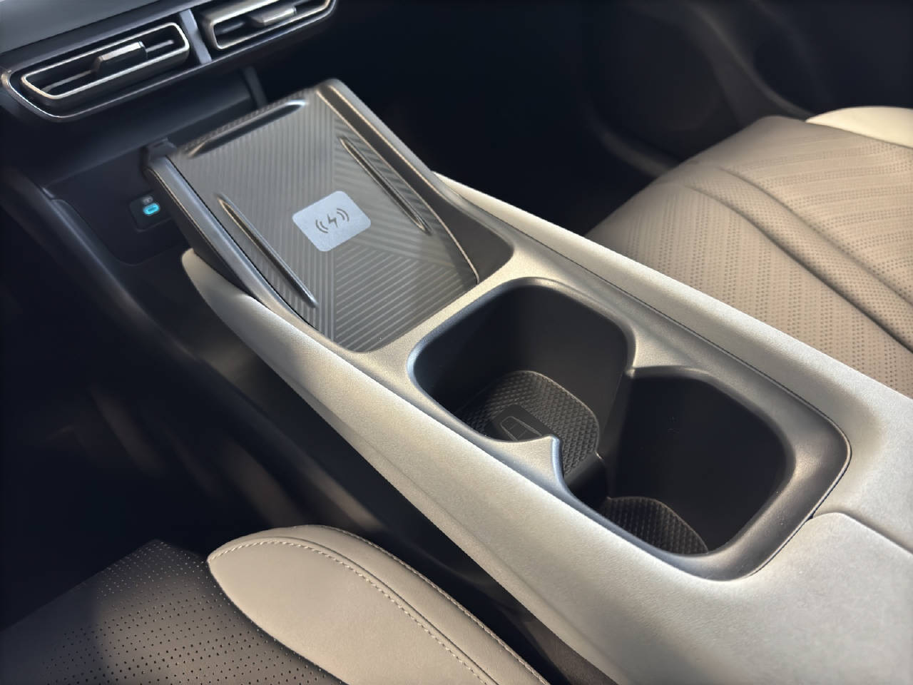 BYD Dolphin Surf Comfort-image-7