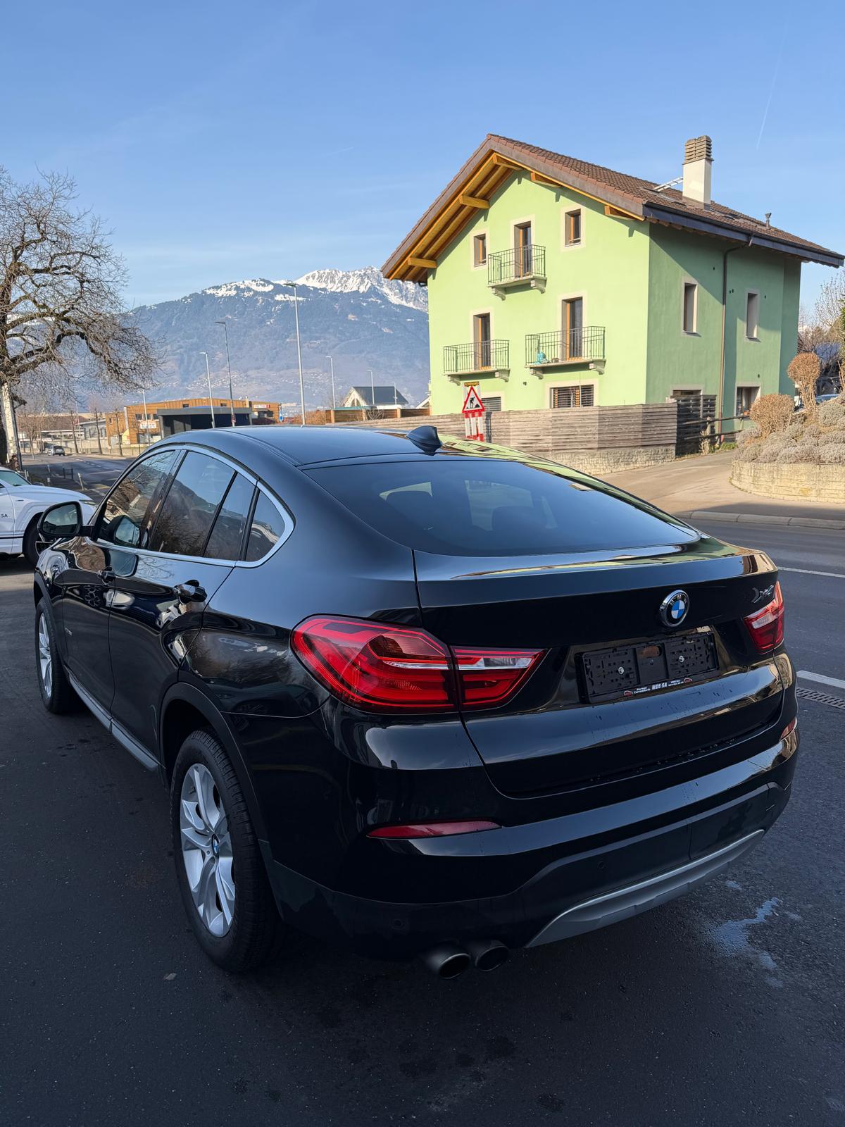 BMW X4 xDrive 35i xLine Steptronic-image-5