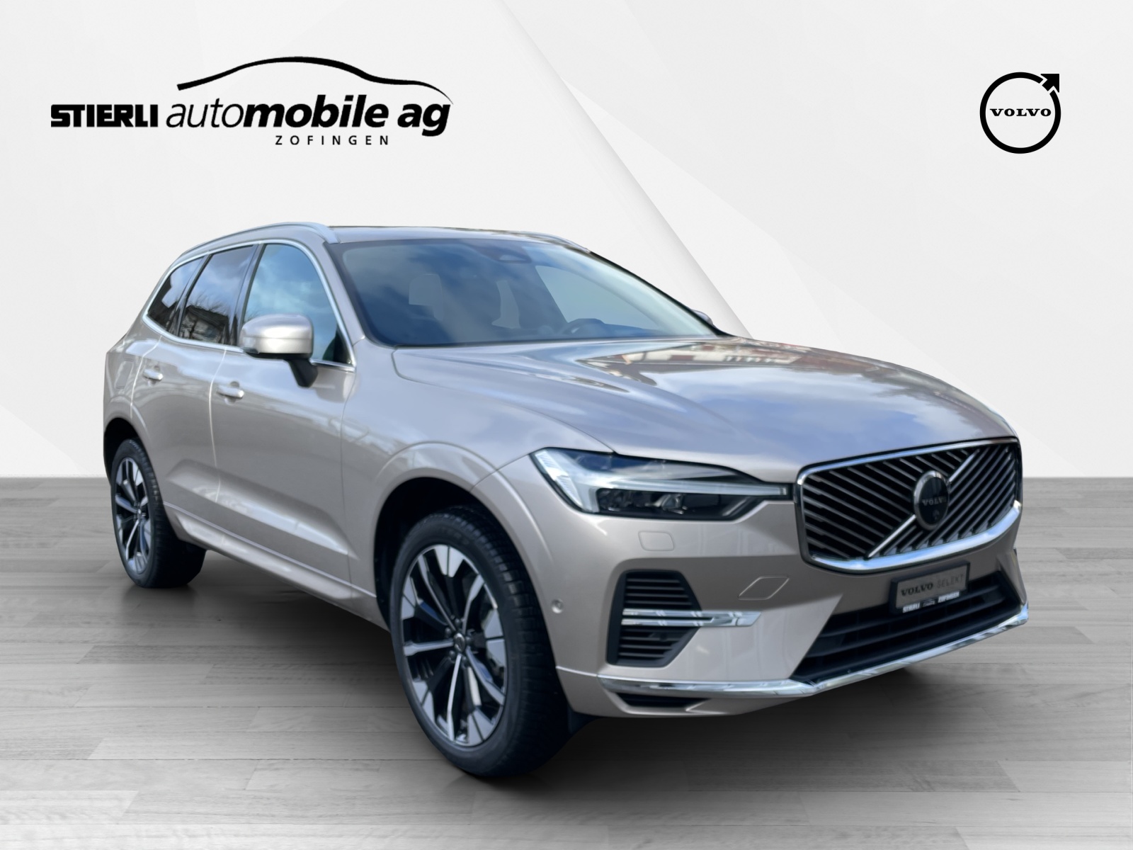 VOLVO XC60 2.0 T6 TE Ultra Bright eAWD-image-2