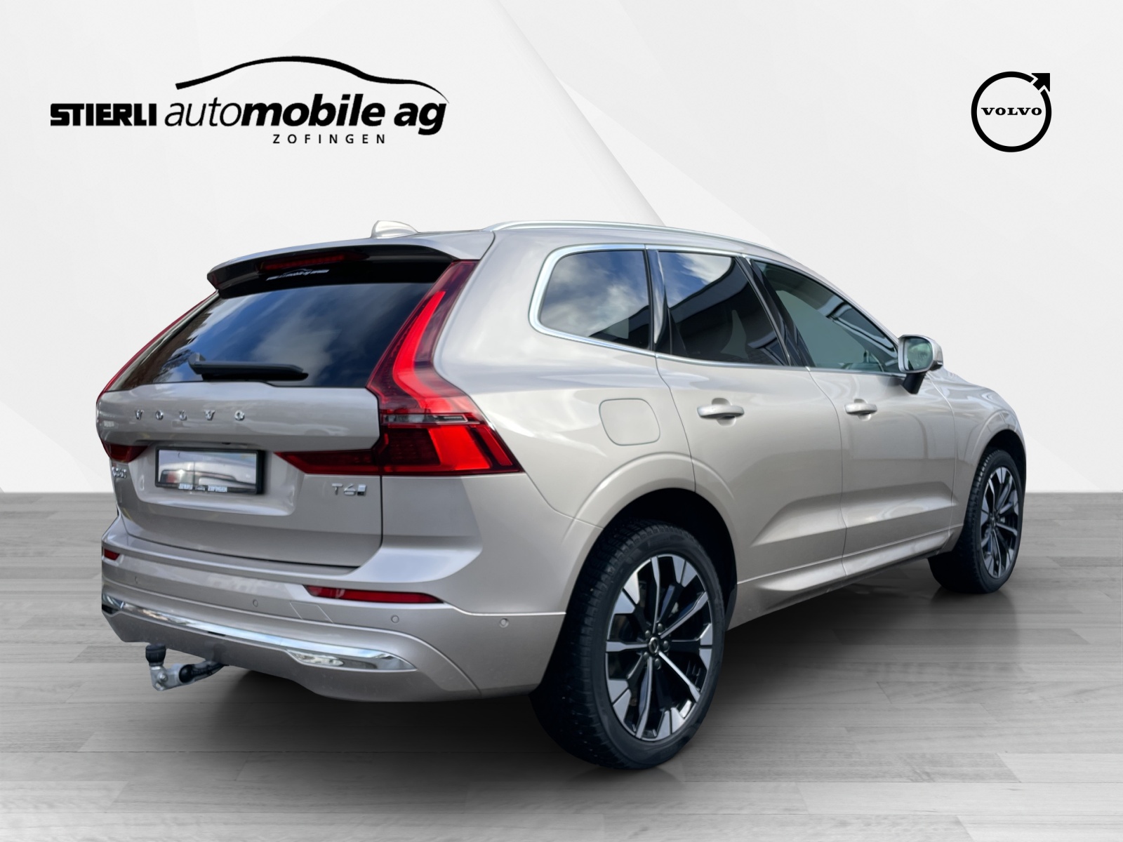 VOLVO XC60 2.0 T6 TE Ultra Bright eAWD-image-4