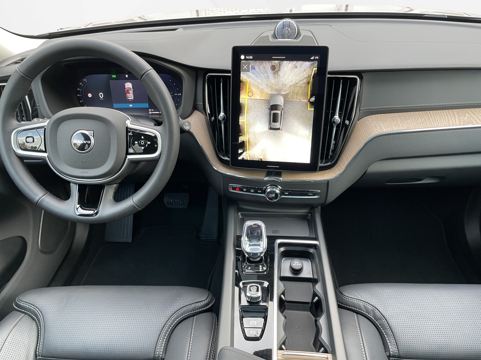 VOLVO XC60 2.0 T6 TE Ultra Bright eAWD-image-12