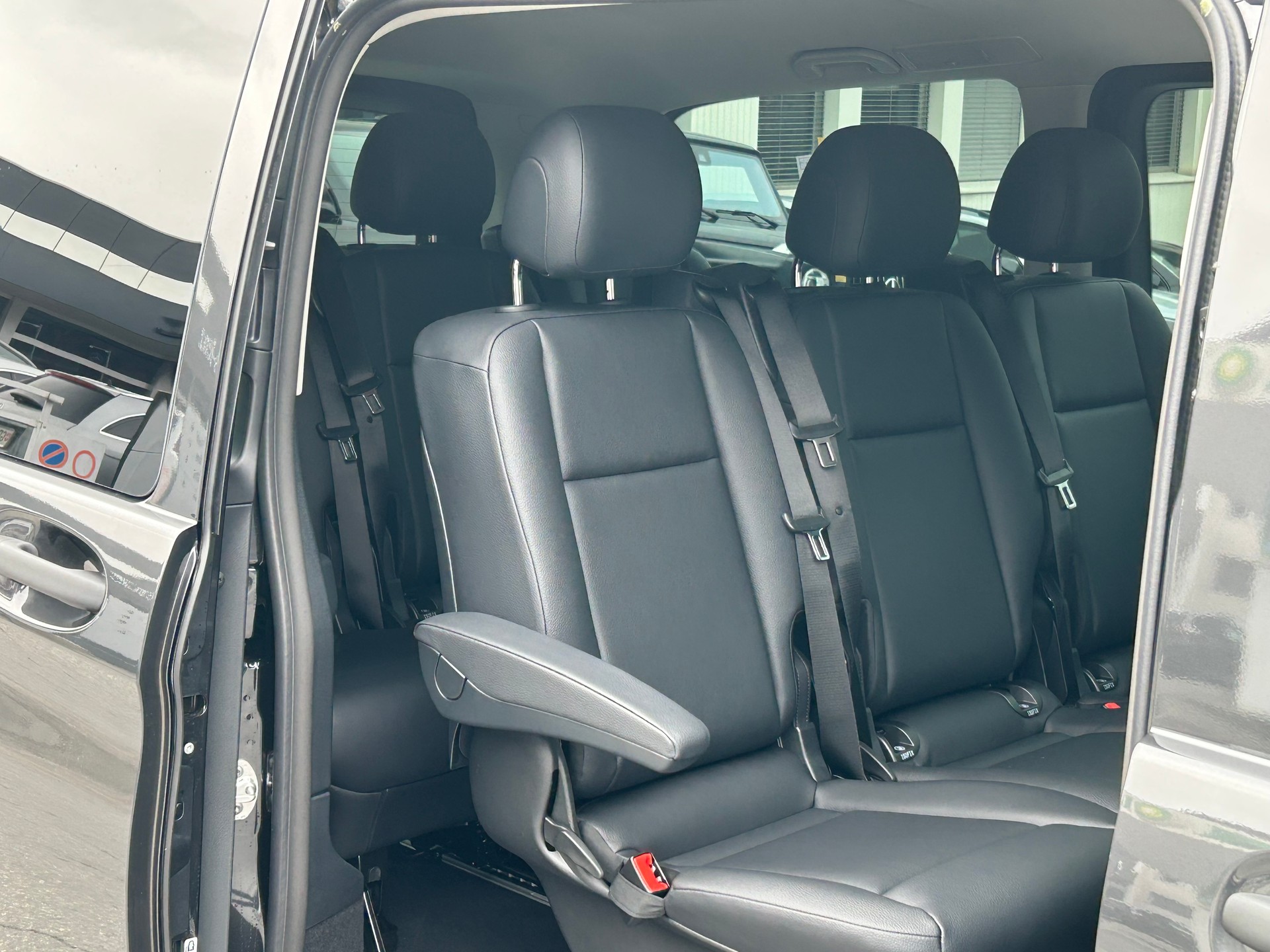 MERCEDES-BENZ Vito 116 CDI Tourer SELECT Family-image-15
