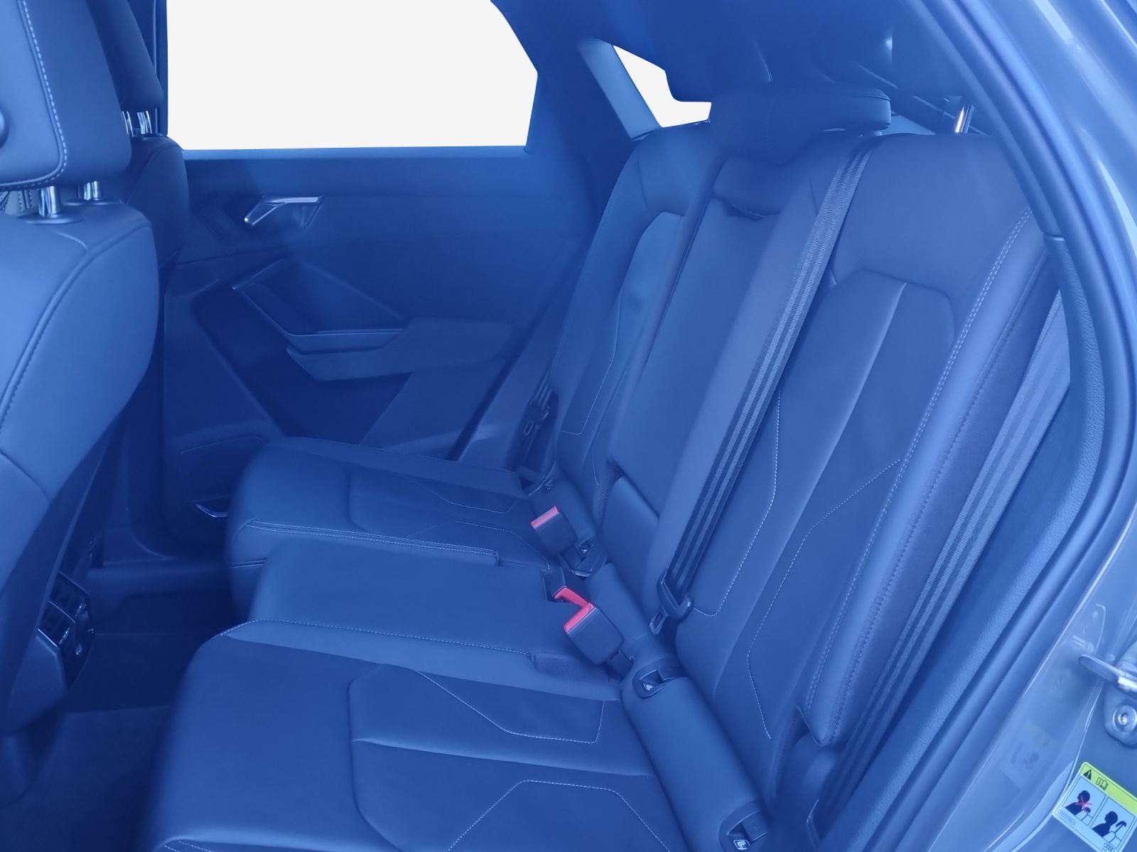 AUDI Q3 Sportback 40 TDI S line Attraction quattro S-tronic-image-11