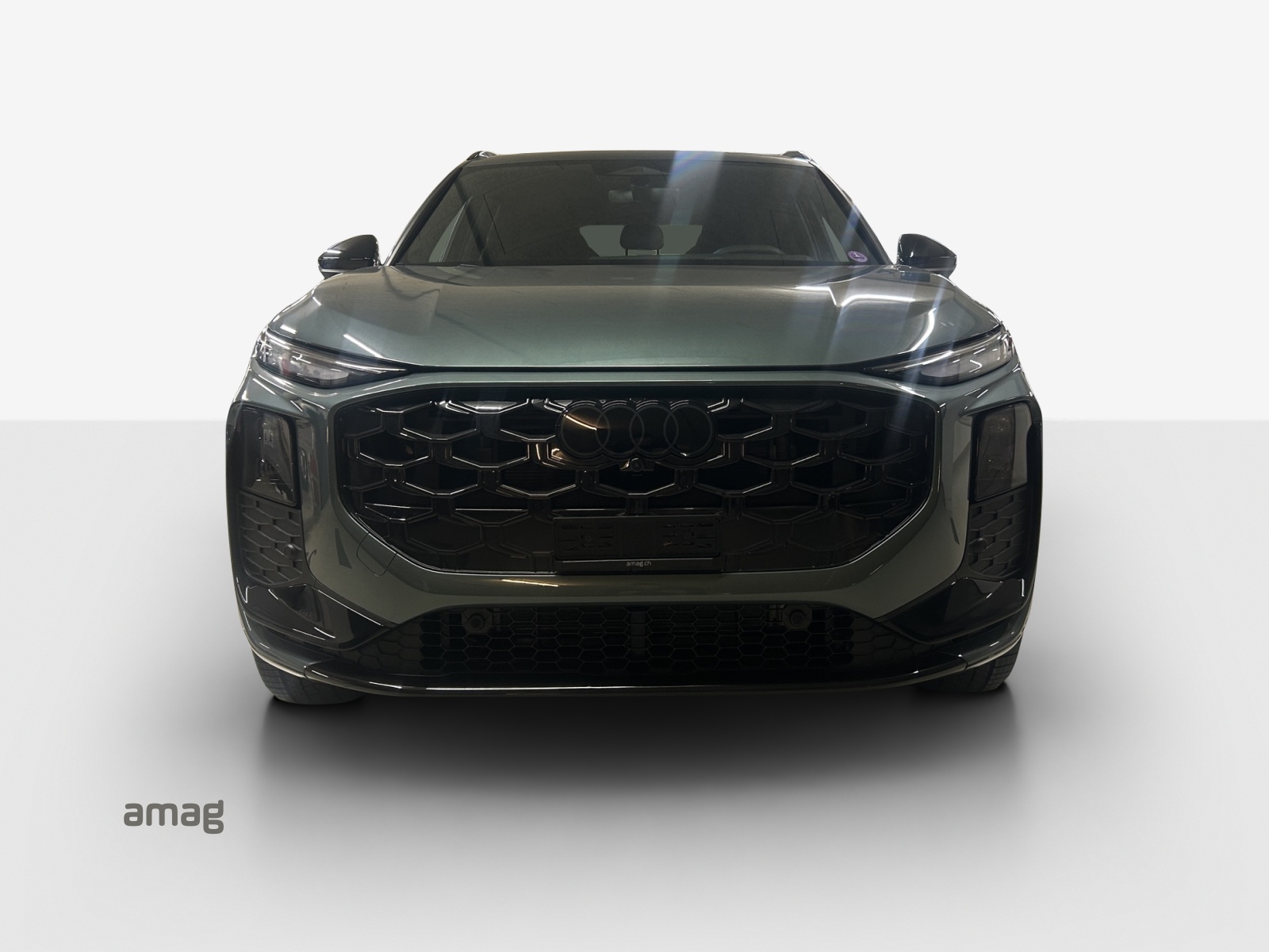 AUDI Q3 SUV e-hybrid 200 kW S tronig-image-6