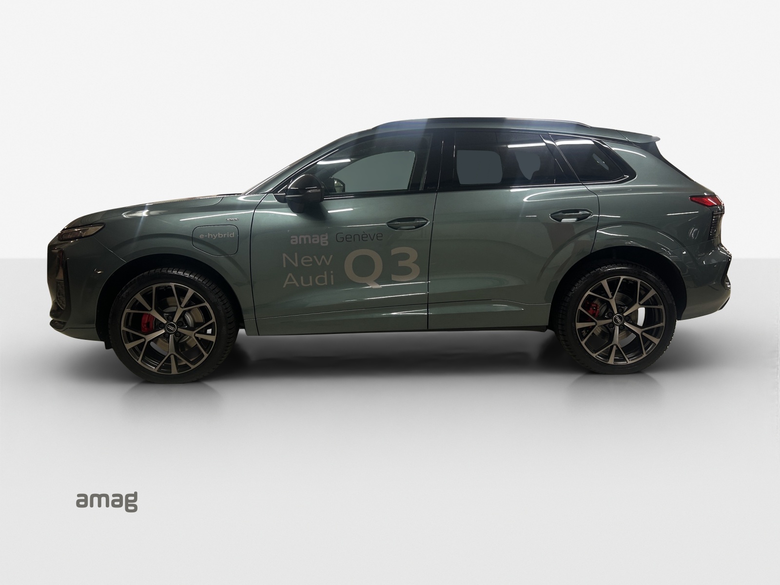 AUDI Q3 SUV e-hybrid 200 kW S tronig-image-1