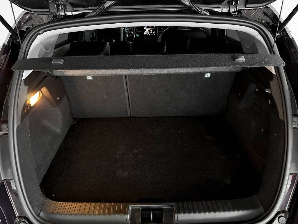 RENAULT Captur 1.6 E-Tech Plug-in Initiale-image-5
