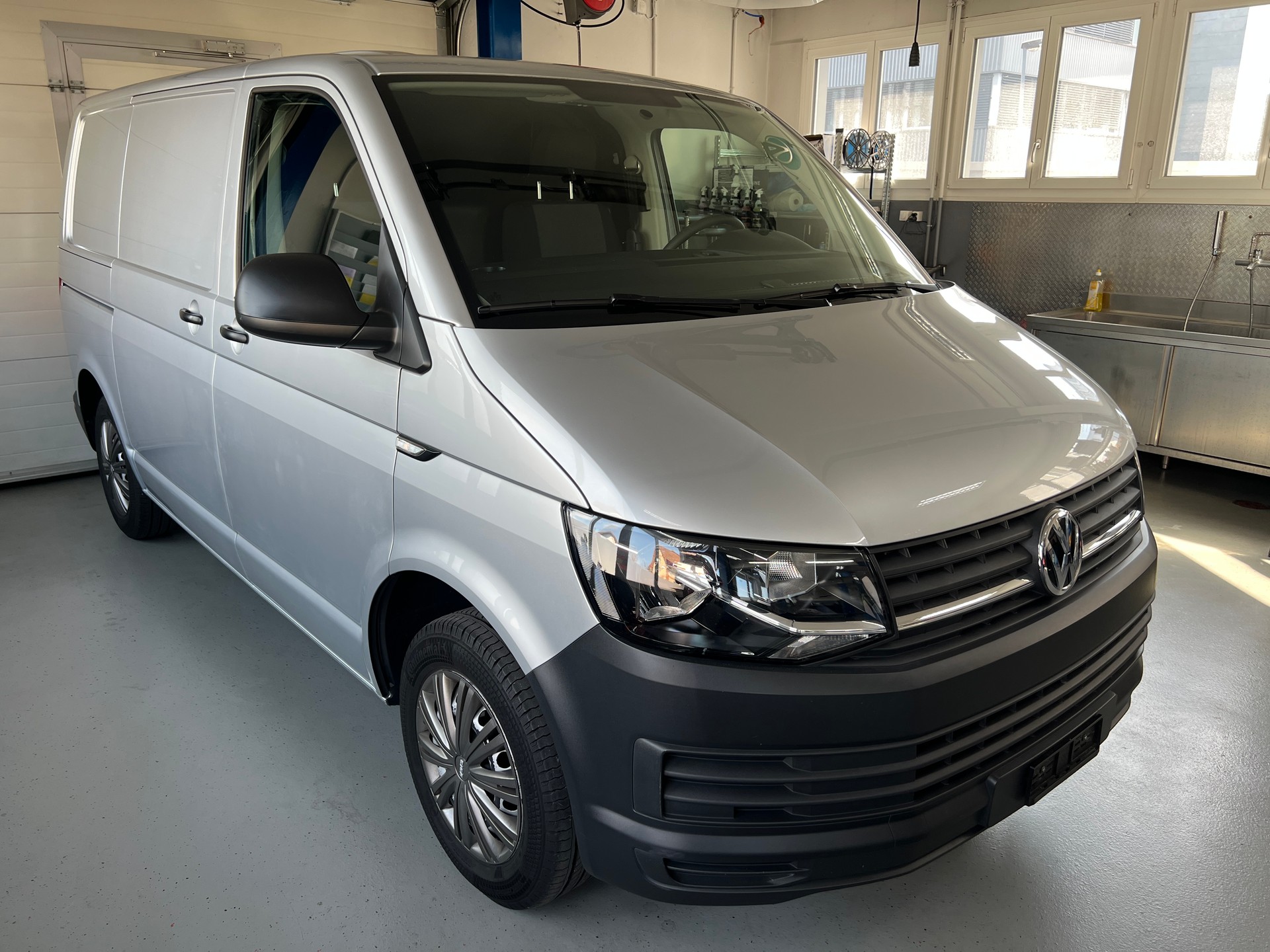 VW T6 2.0 TDI Entry Sortimo Gestell-image-1