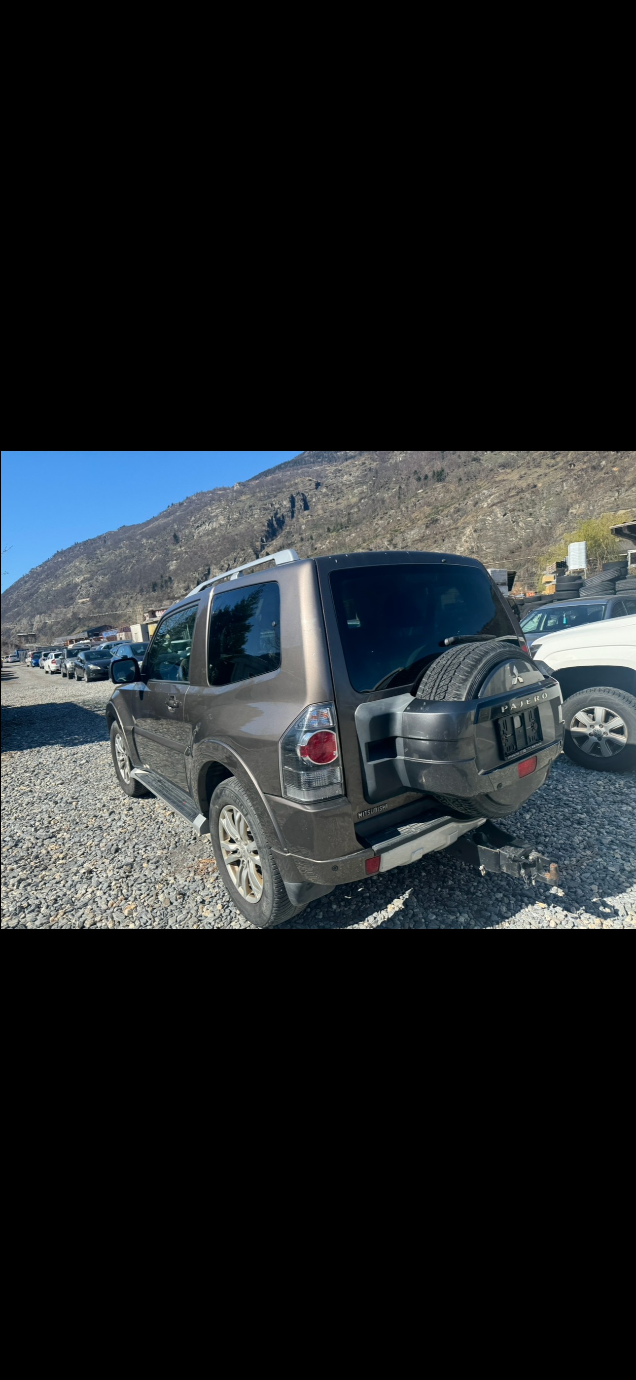 MITSUBISHI Pajero 3.2 DI-D Intense Automatic-image-11