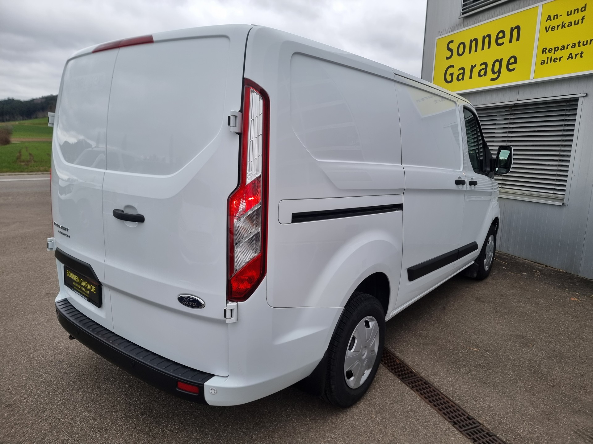 FORD Transit Custom Van 280 L1H1 Trend-image-9