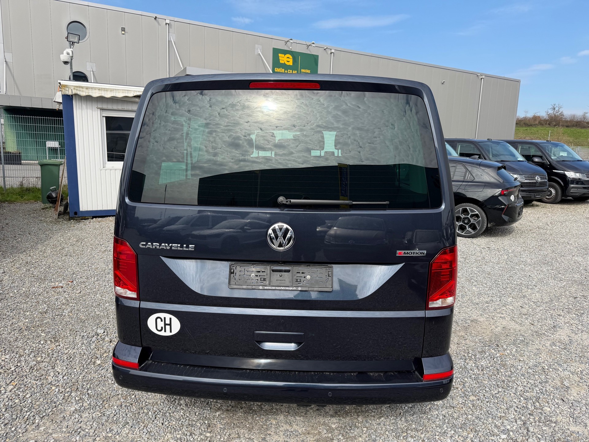 VW T6.1 2.0 TDI 4Motion DSG-image-3