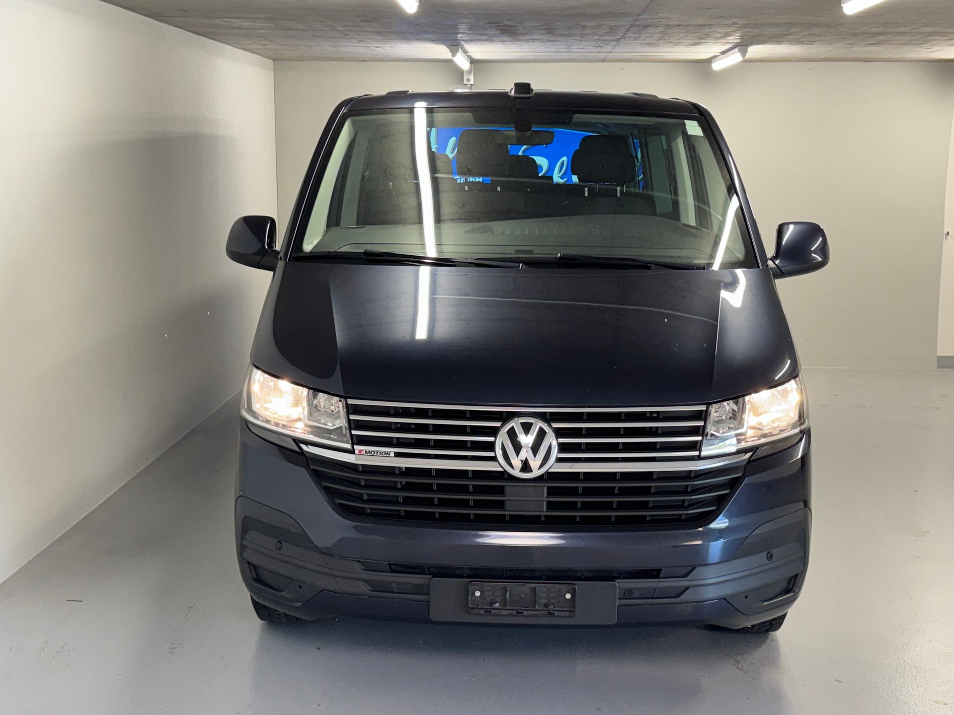 VW T6.1 2.0 TDI 4Motion DSG-image-1