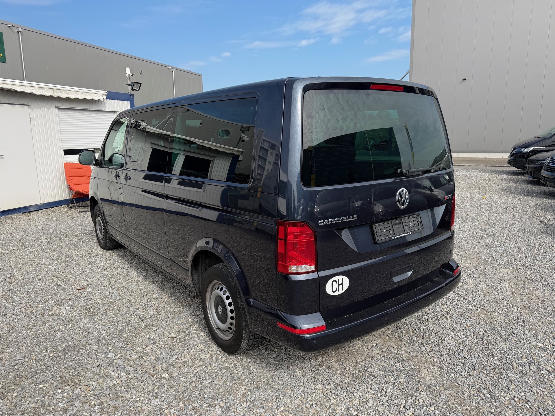 VW T6.1 2.0 TDI 4Motion DSG-image-4