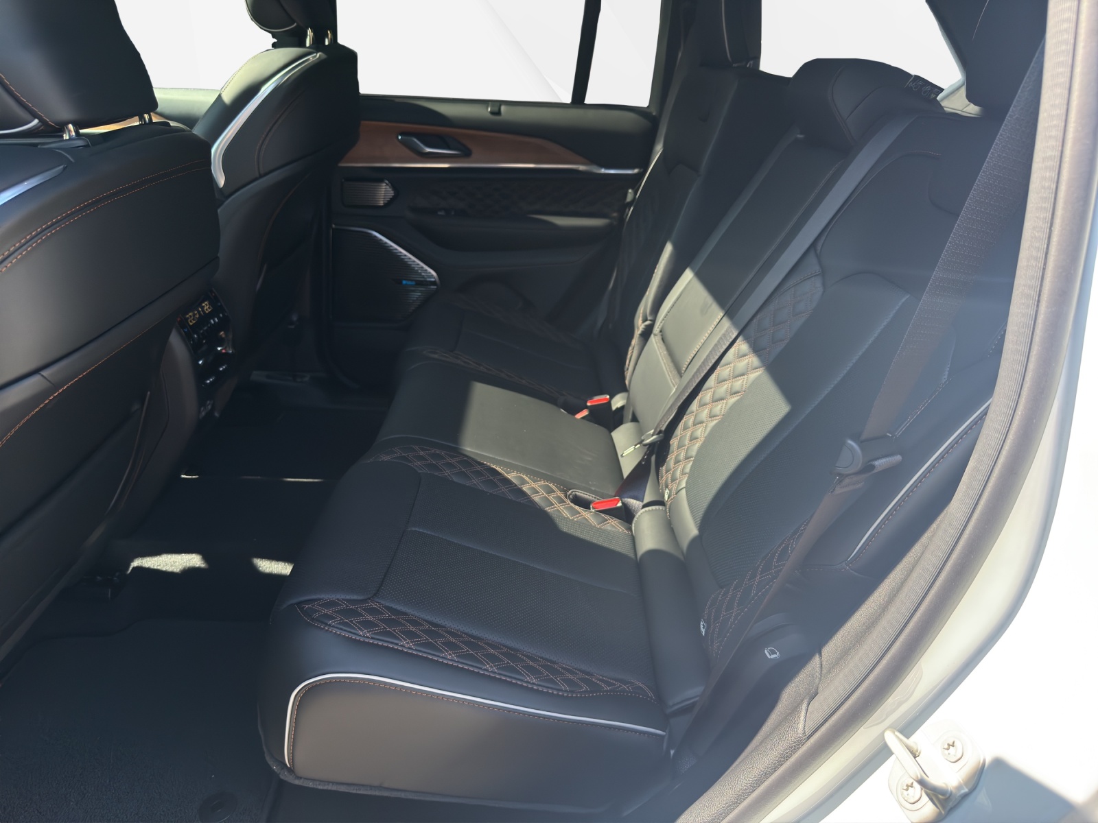 JEEP Grand Cherokee 2.0 Turbo Summit Reserve 4xe-image-12
