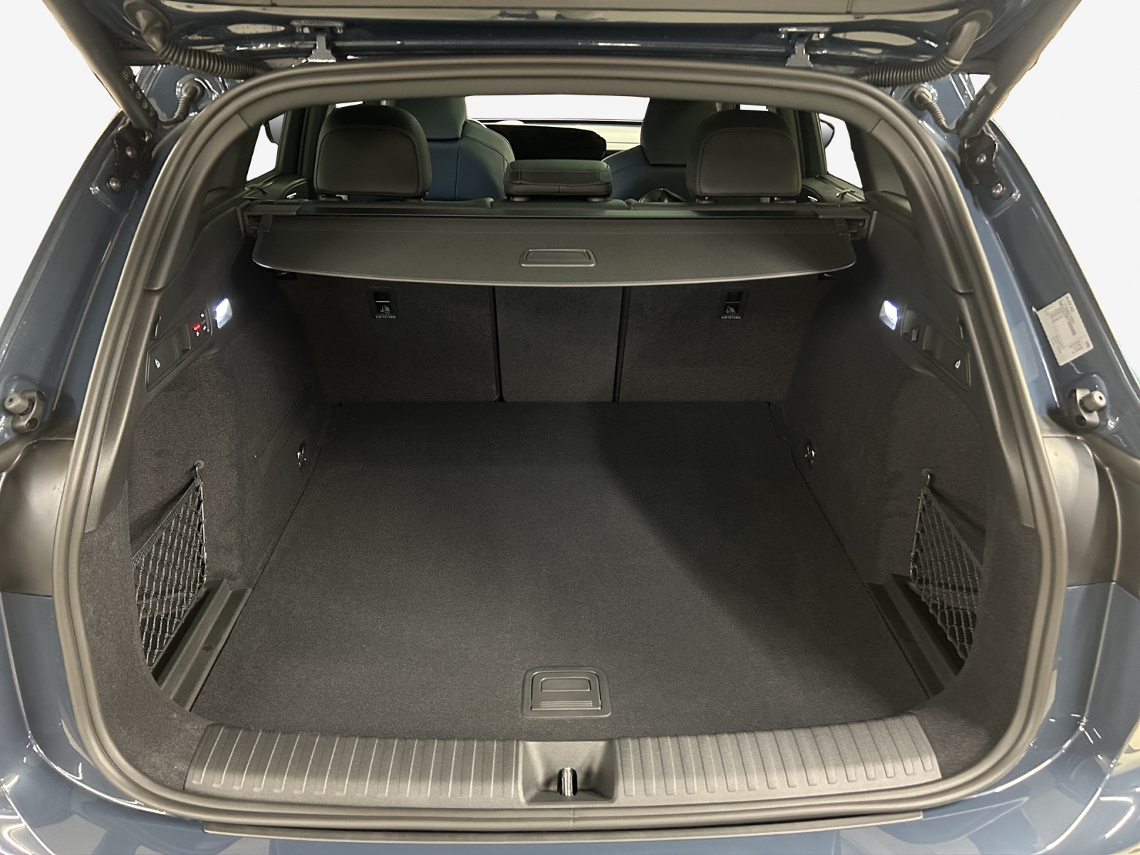 AUDI SQ6 e-tron quattro-image-12