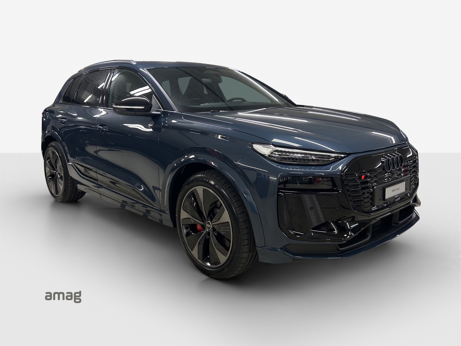 AUDI SQ6 e-tron quattro-image-5