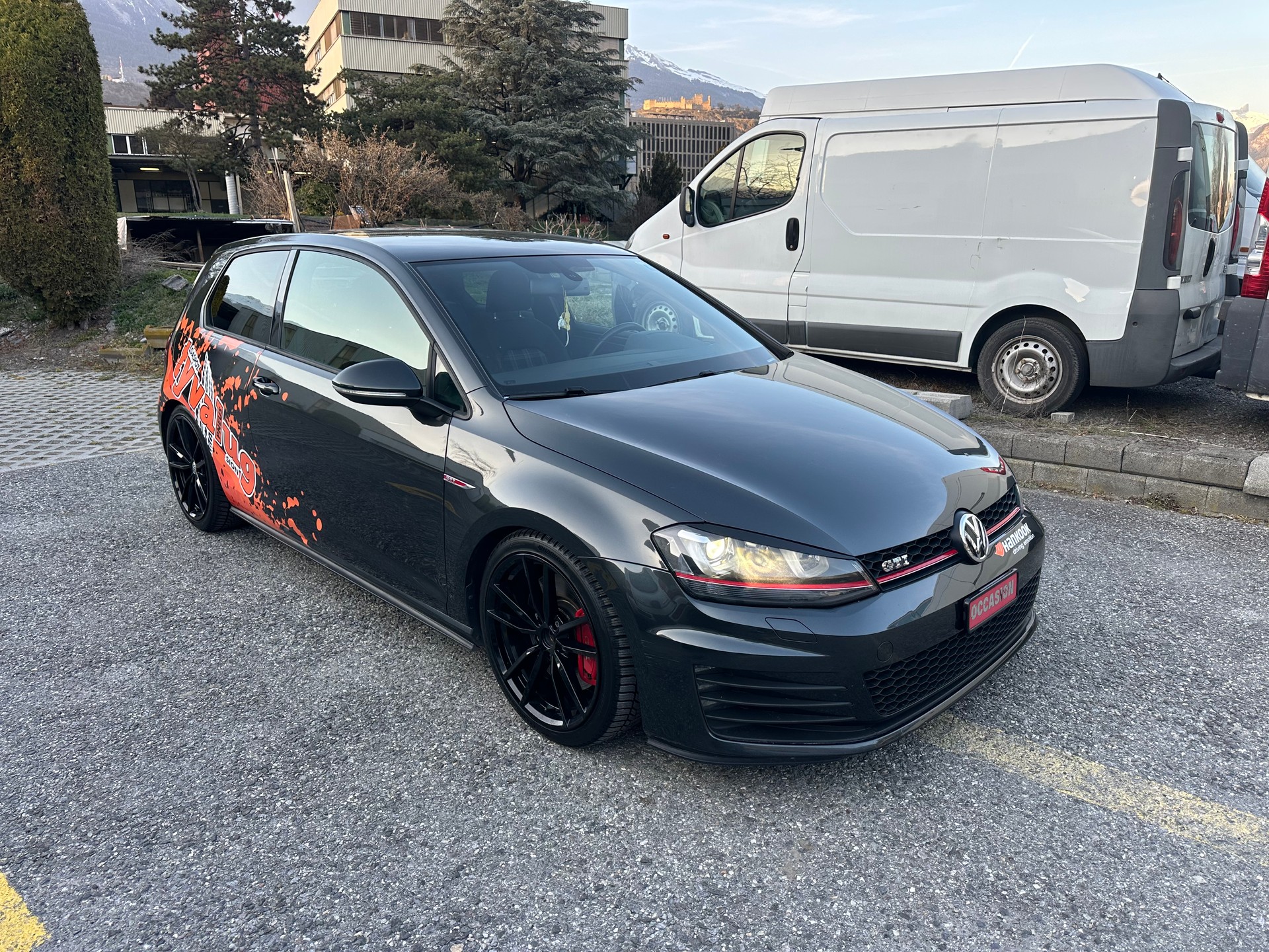 VW Golf 2.0 TSI GTI Performance DSG-image-2