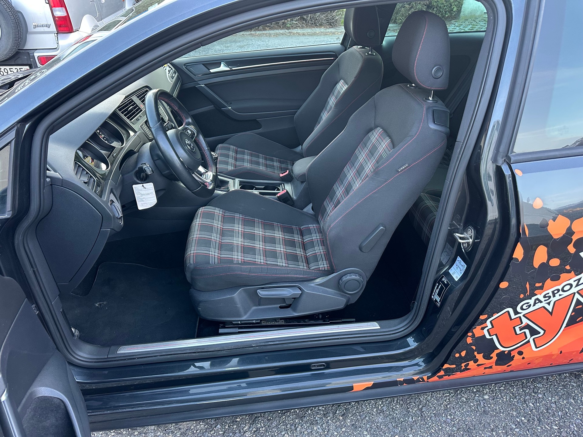 VW Golf 2.0 TSI GTI Performance DSG-image-7